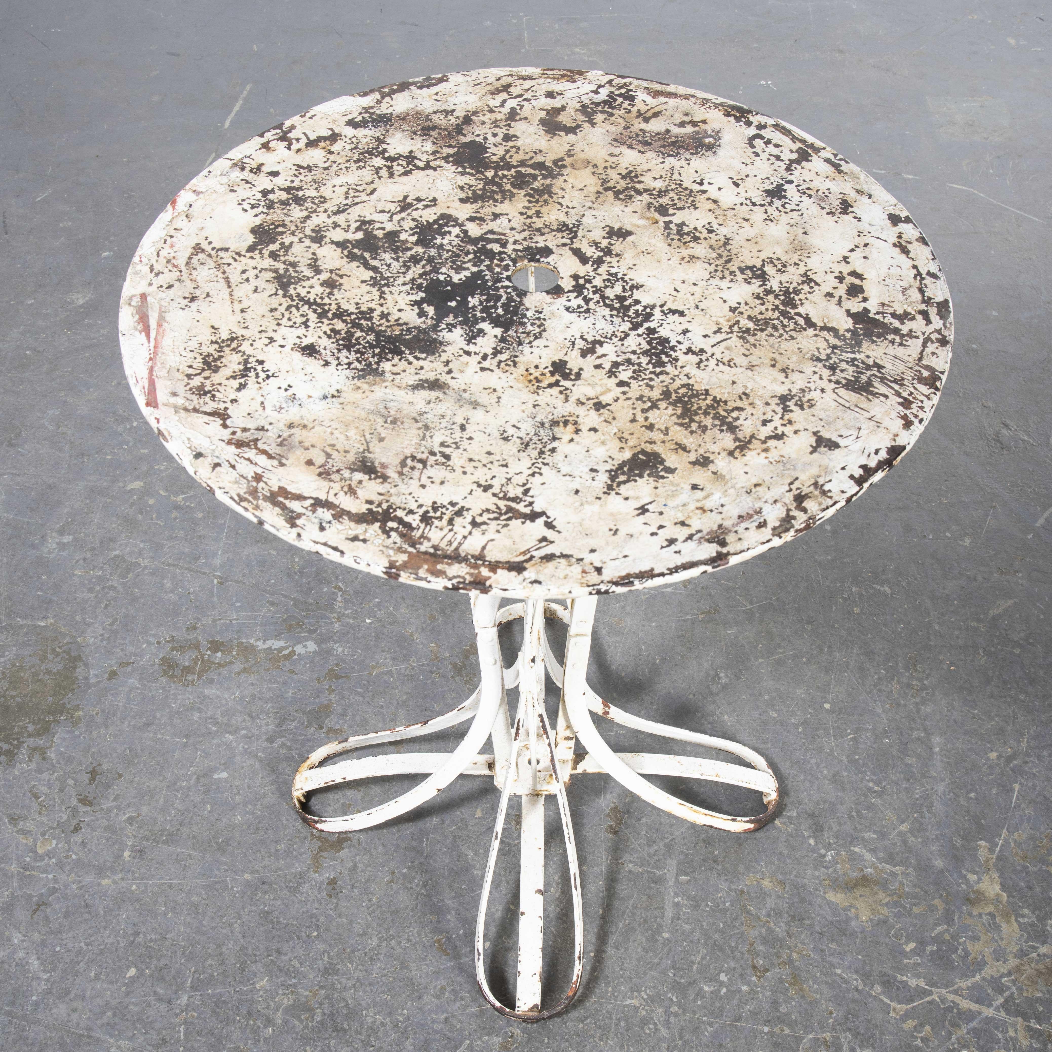 1950's Sculptural French Gueridon Small Round Outdoor Table 2