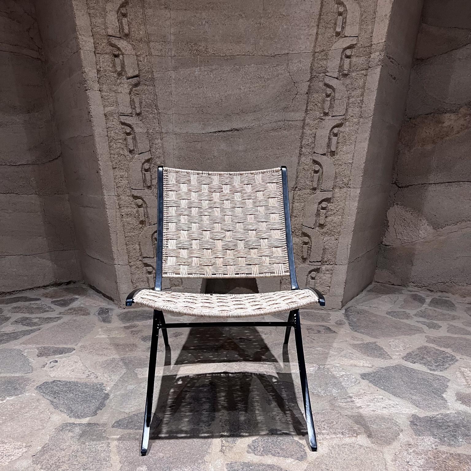 1950er Jahre Seegras Folding Lounge Chair Stil Ninfea Gio Ponti im Zustand „Gut“ im Angebot in Chula Vista, CA