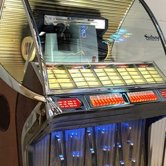 1950s Seeburg HF100R Vinyl Jukebox