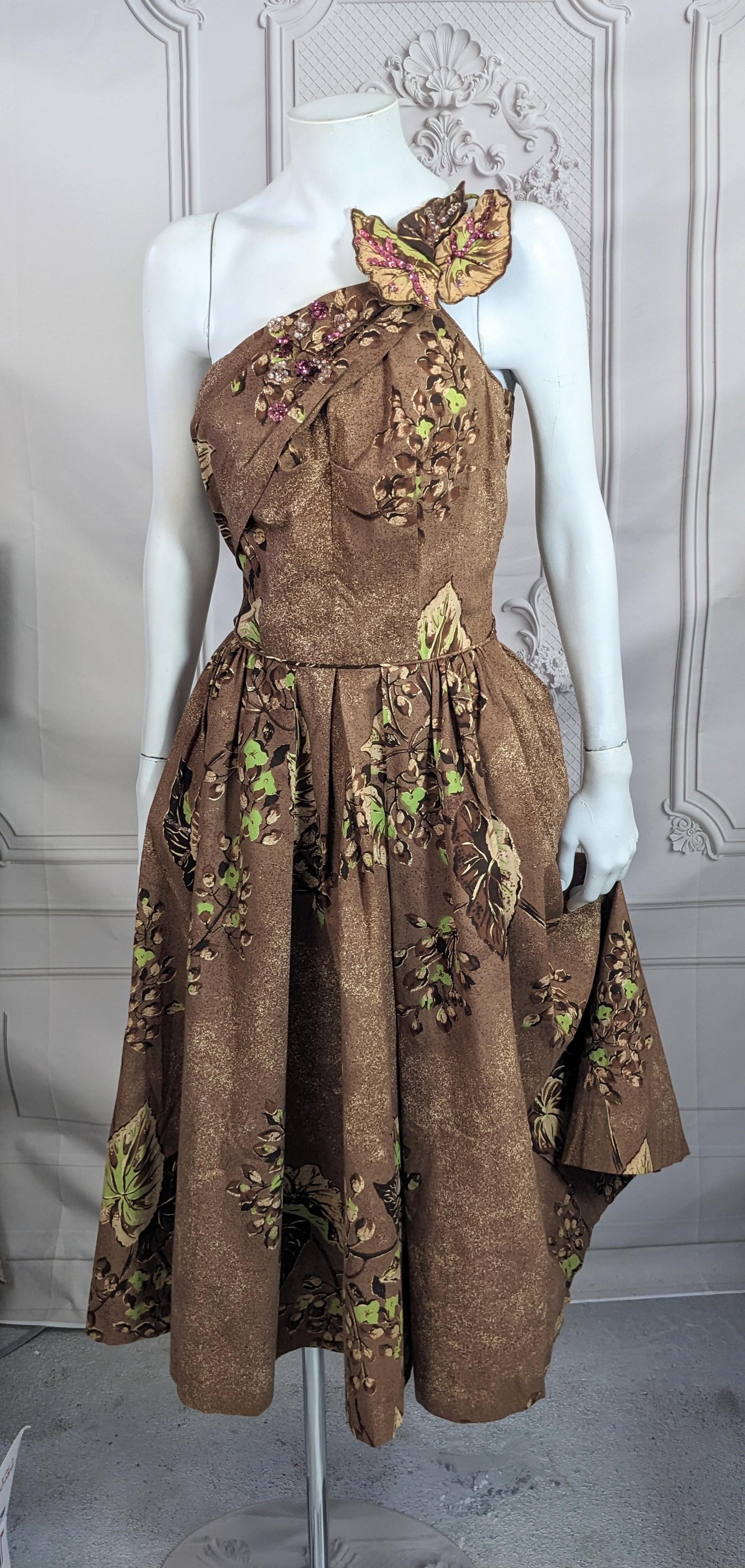 Vestido de cóctel de lentejuelas de los años 50 con pañuelo Marrón en venta