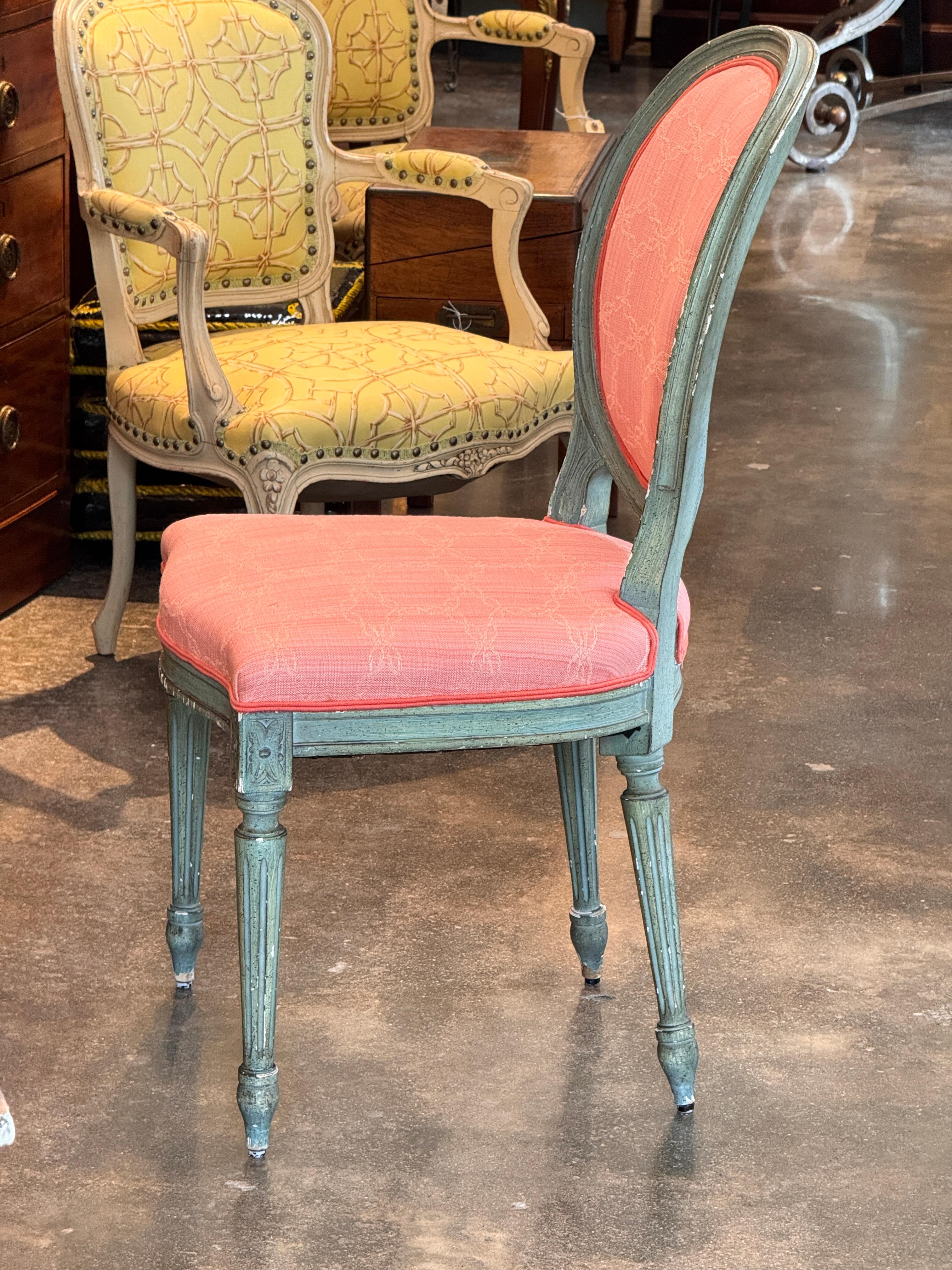 1950er Jahre Satz von 6 Louis XVI-Stil Esszimmerstühlen im Angebot 1