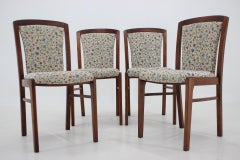 Satz von vier Esszimmerstühlen aus Buche, Tschechoslowakei, 1950er Jahre