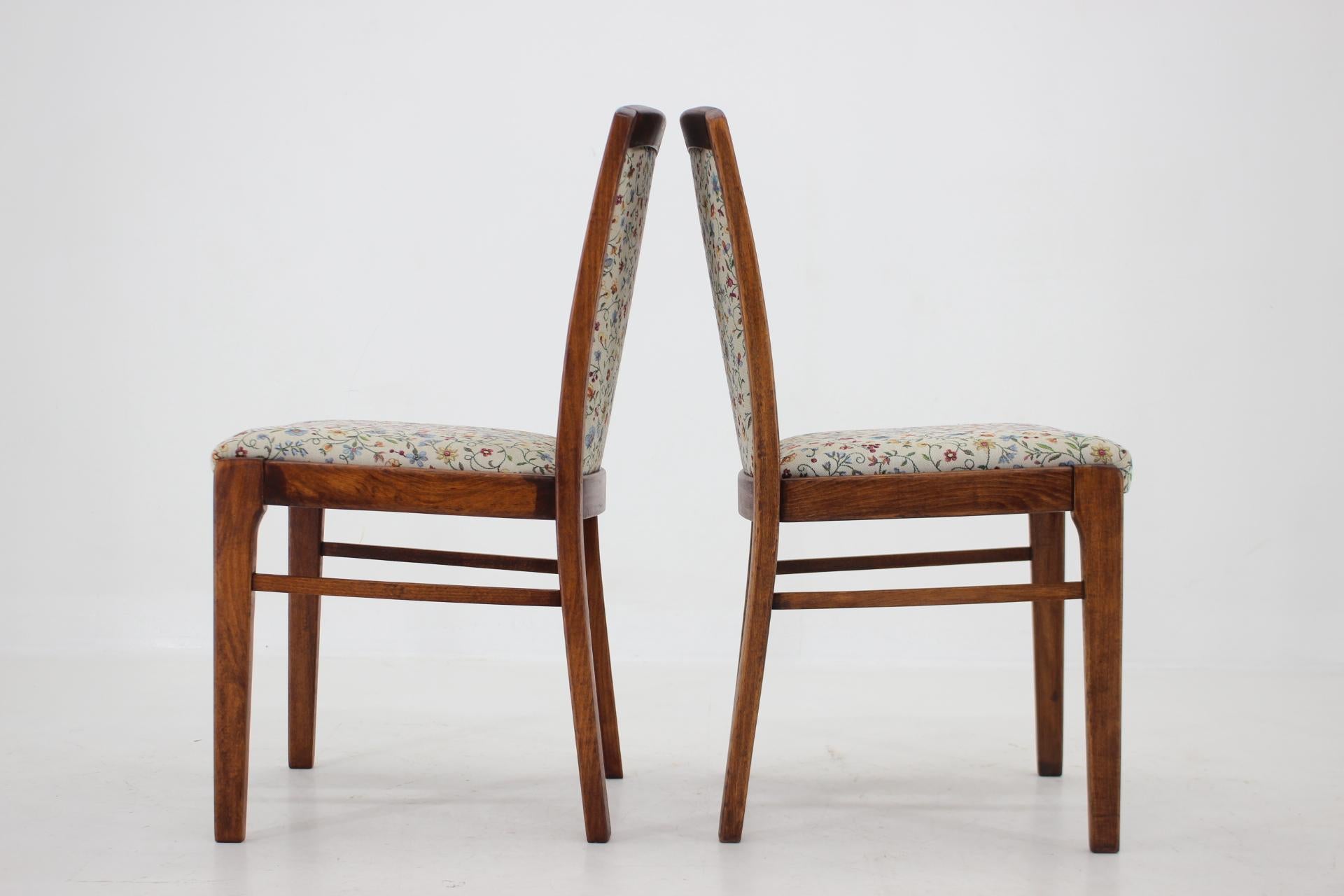 1950s Set of Four Beech Dining Chair, Czechoslovakia For Sale 3