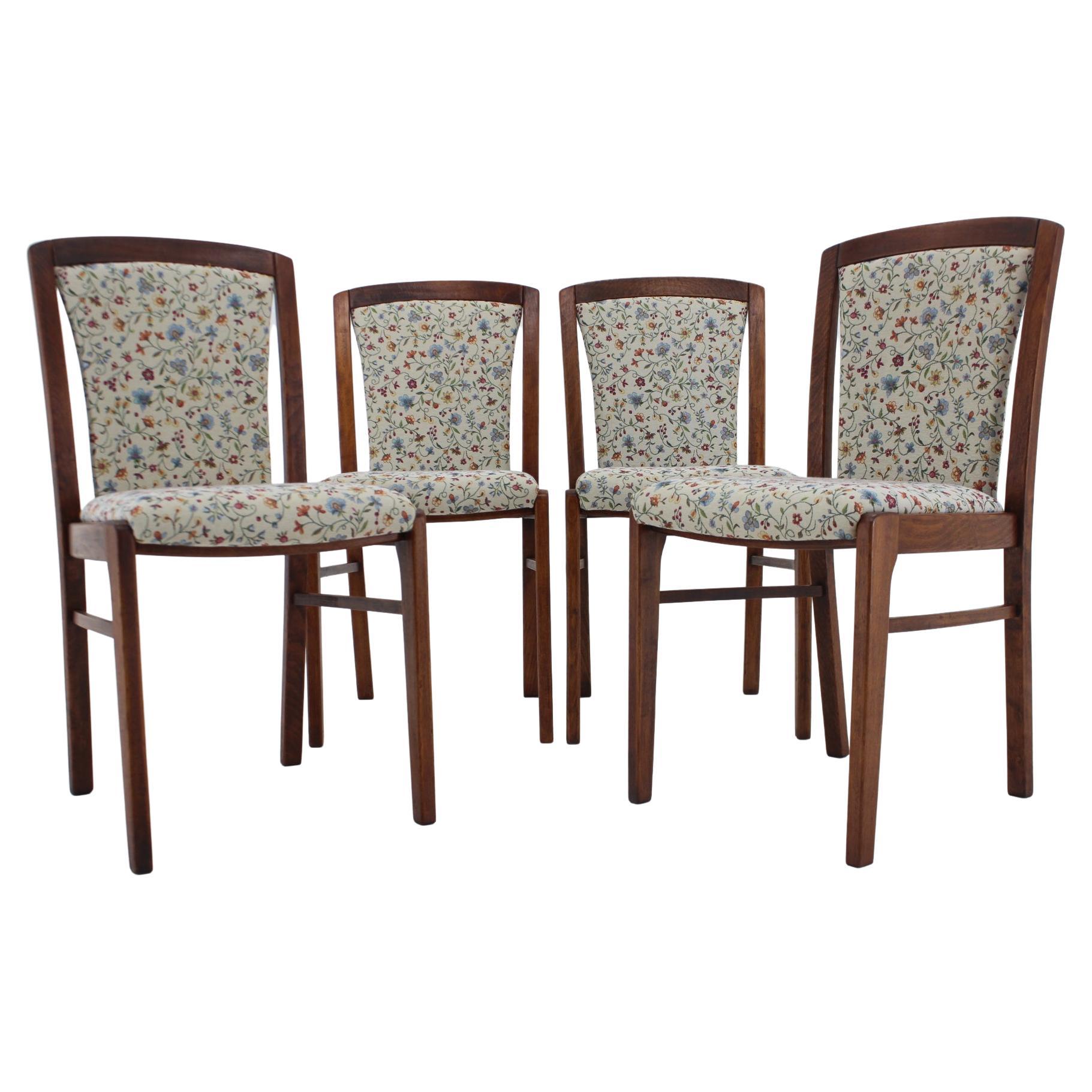 1950s Set of Four Beech Dining Chair, Czechoslovakia For Sale