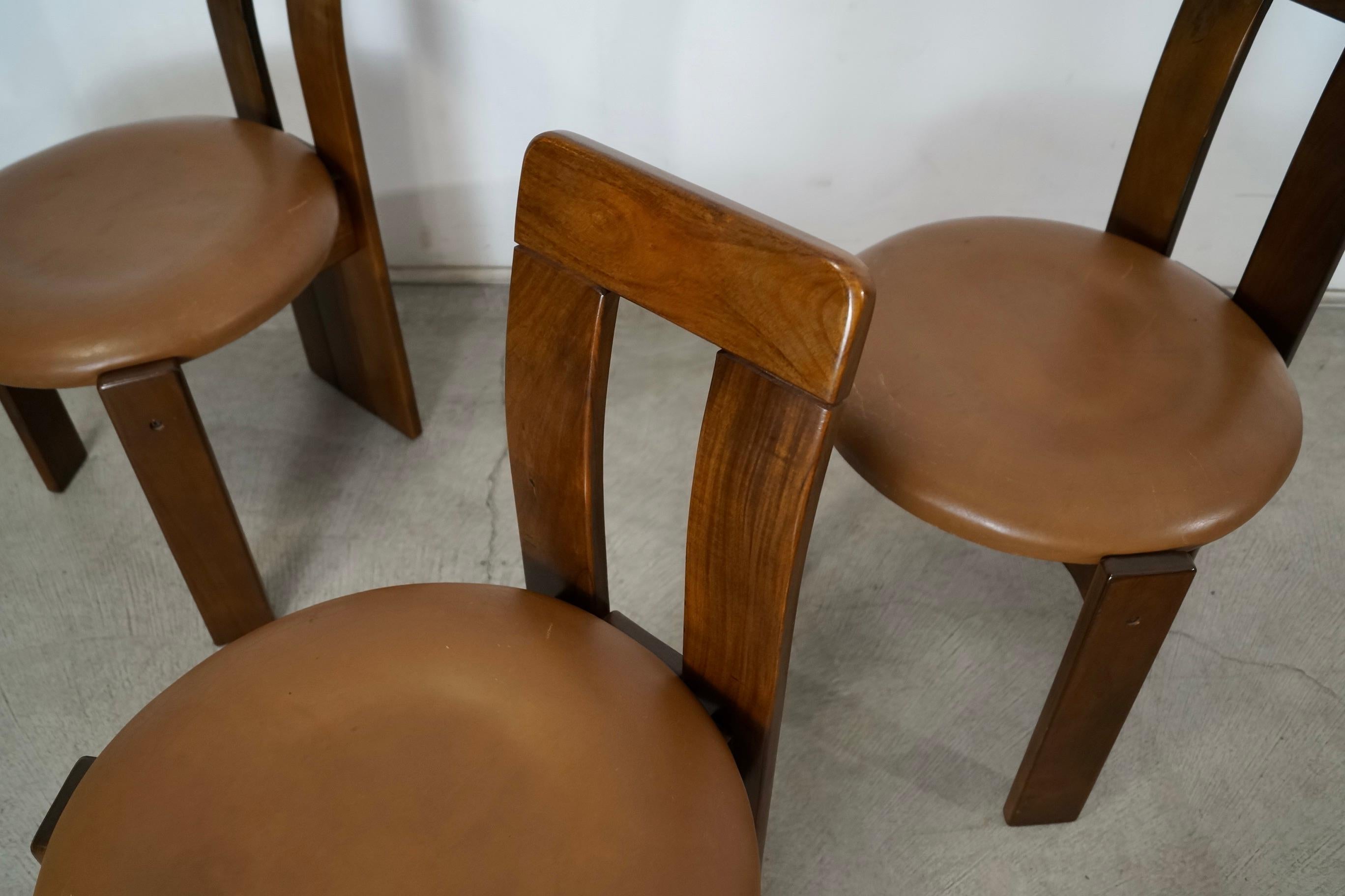 1950's Set of Four Mid-Century Brazilian Modern Sergio Rodrigues Dining Chairs For Sale 5