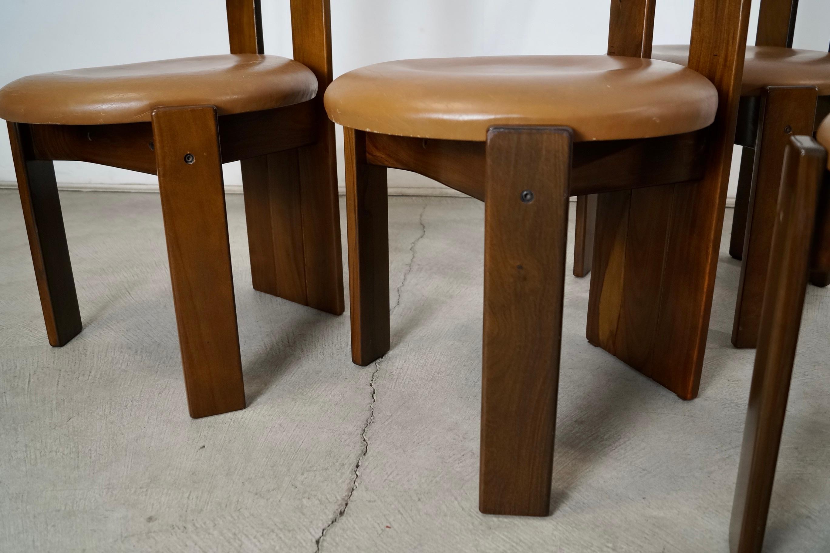 1950's Set of Four Mid-Century Brazilian Modern Sergio Rodrigues Dining Chairs For Sale 10