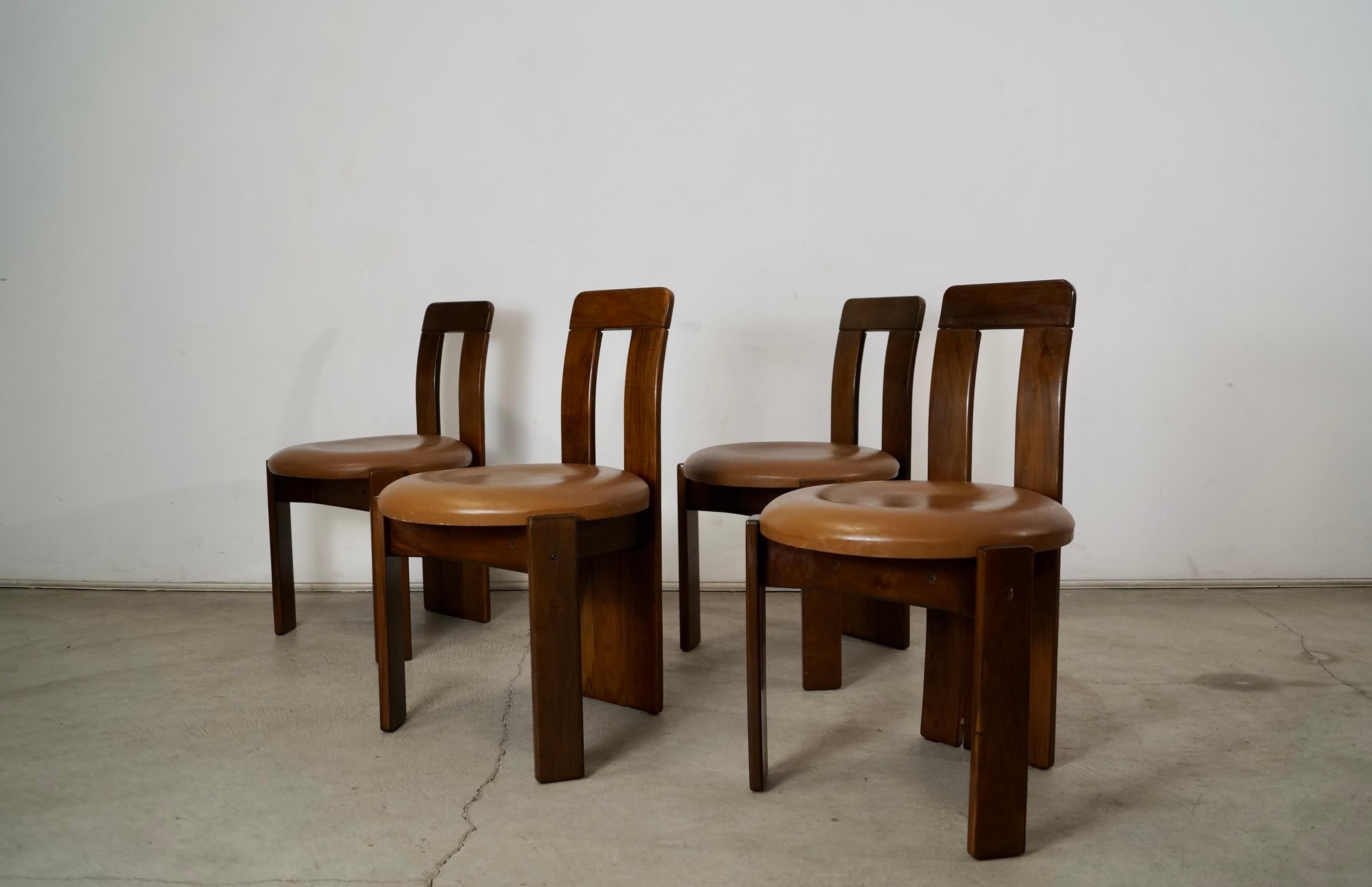1950's Set of Four Mid-Century Brazilian Modern Sergio Rodrigues Dining Chairs For Sale 2