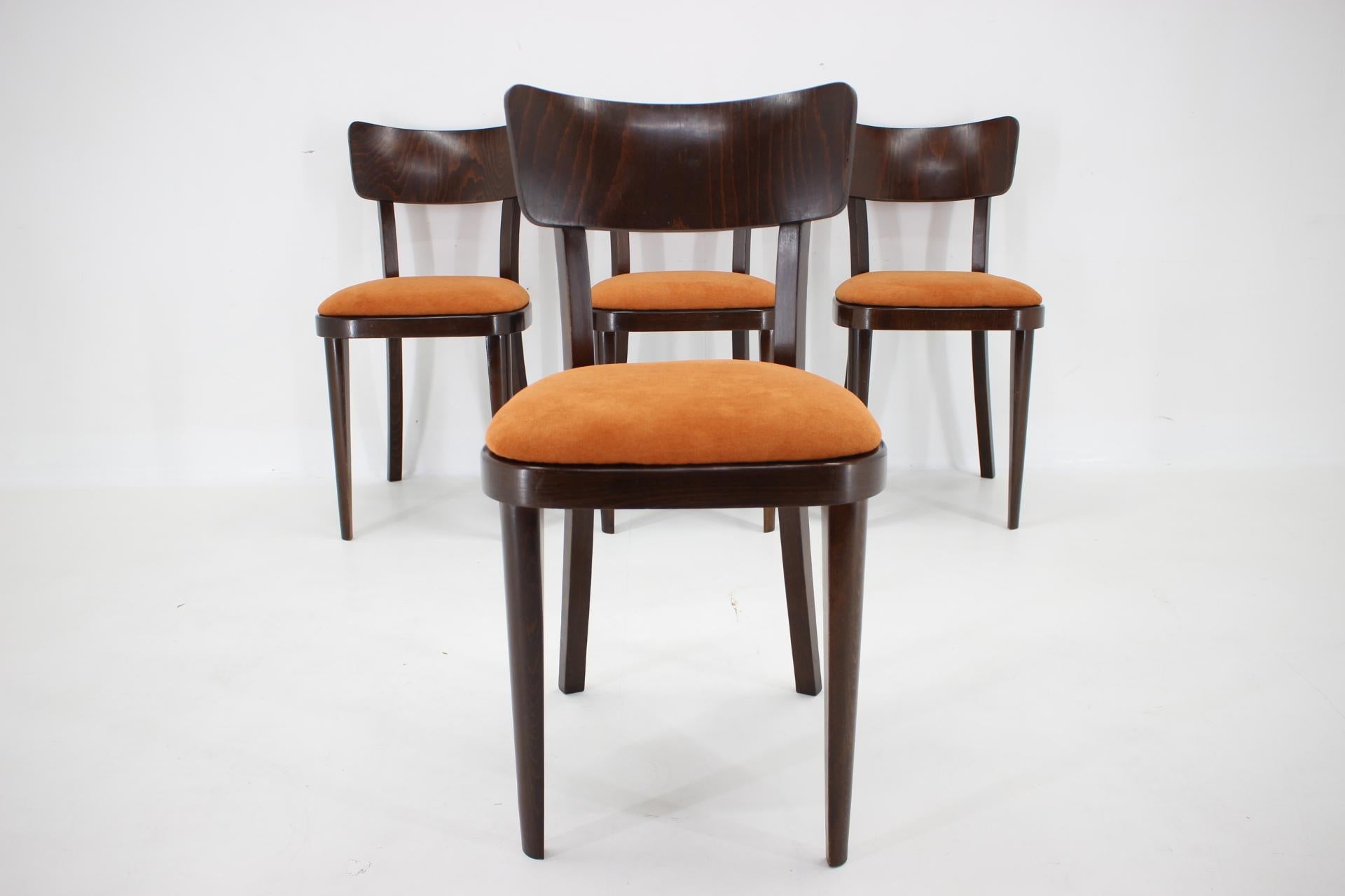 Mid-20th Century 1950s Set of Four Restored Dining Chairs, Czechoslovakia For Sale