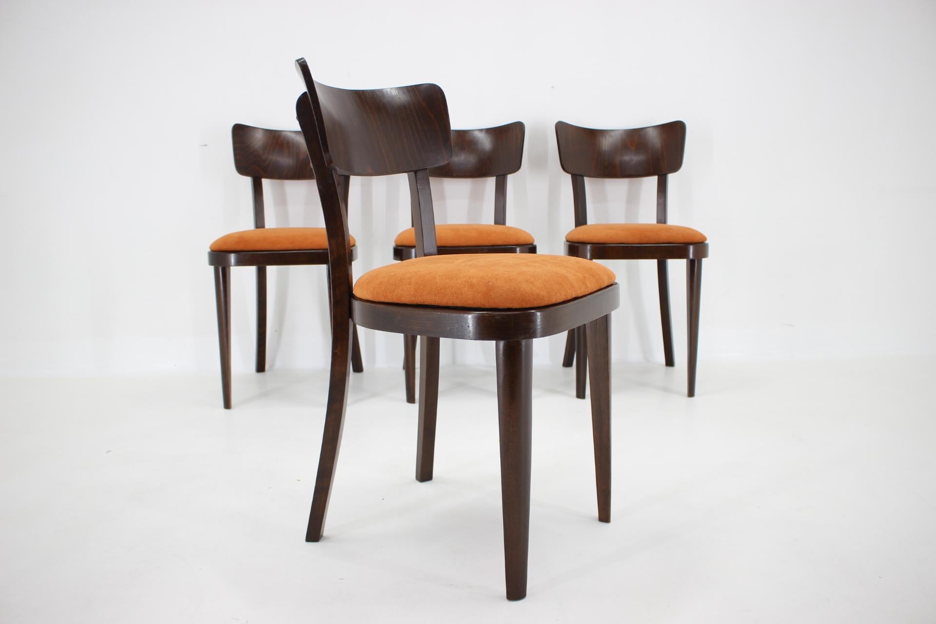 Wood 1950s Set of Four Restored Dining Chairs, Czechoslovakia For Sale