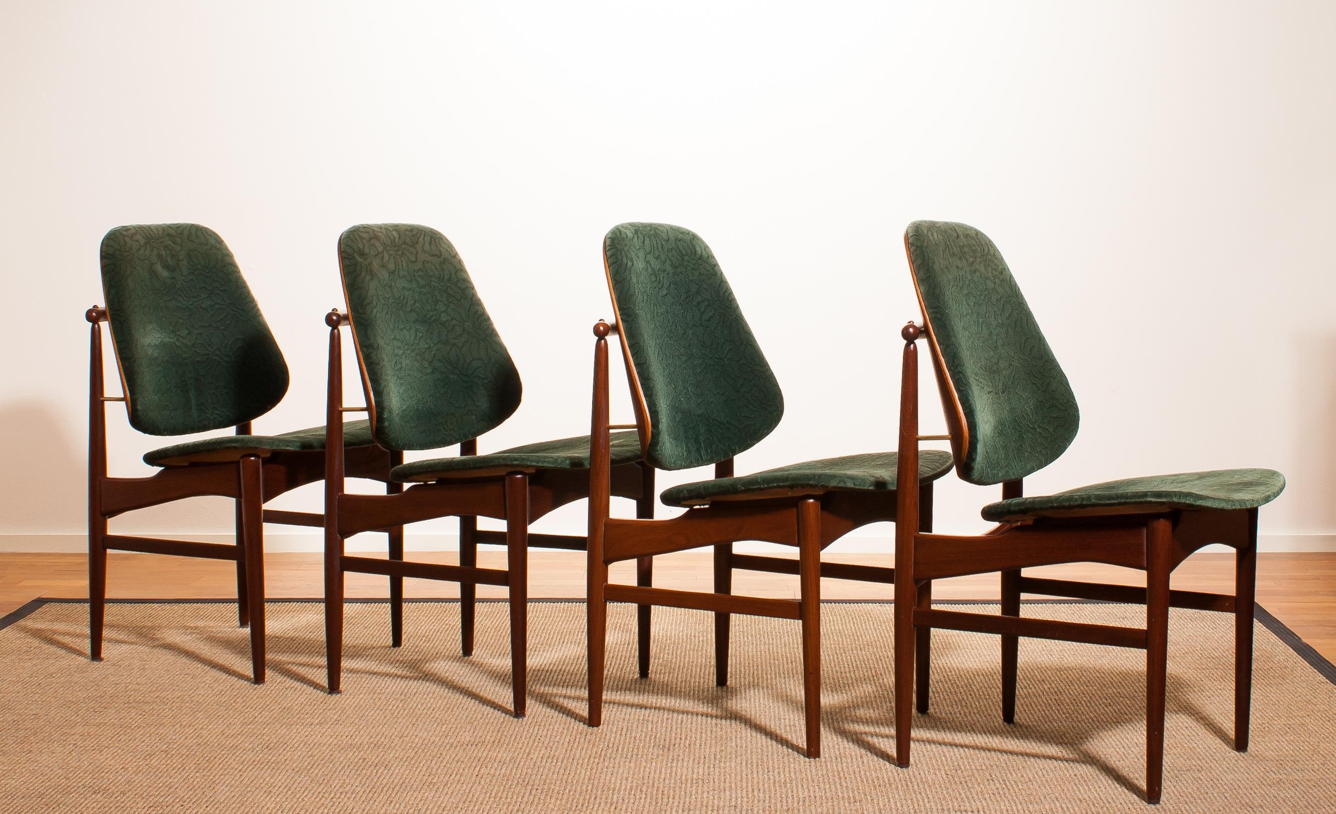 1950s, Set of Four Teak Dining Chairs by Arne Hovmand-Olsen & Jutex In Good Condition In Silvolde, Gelderland