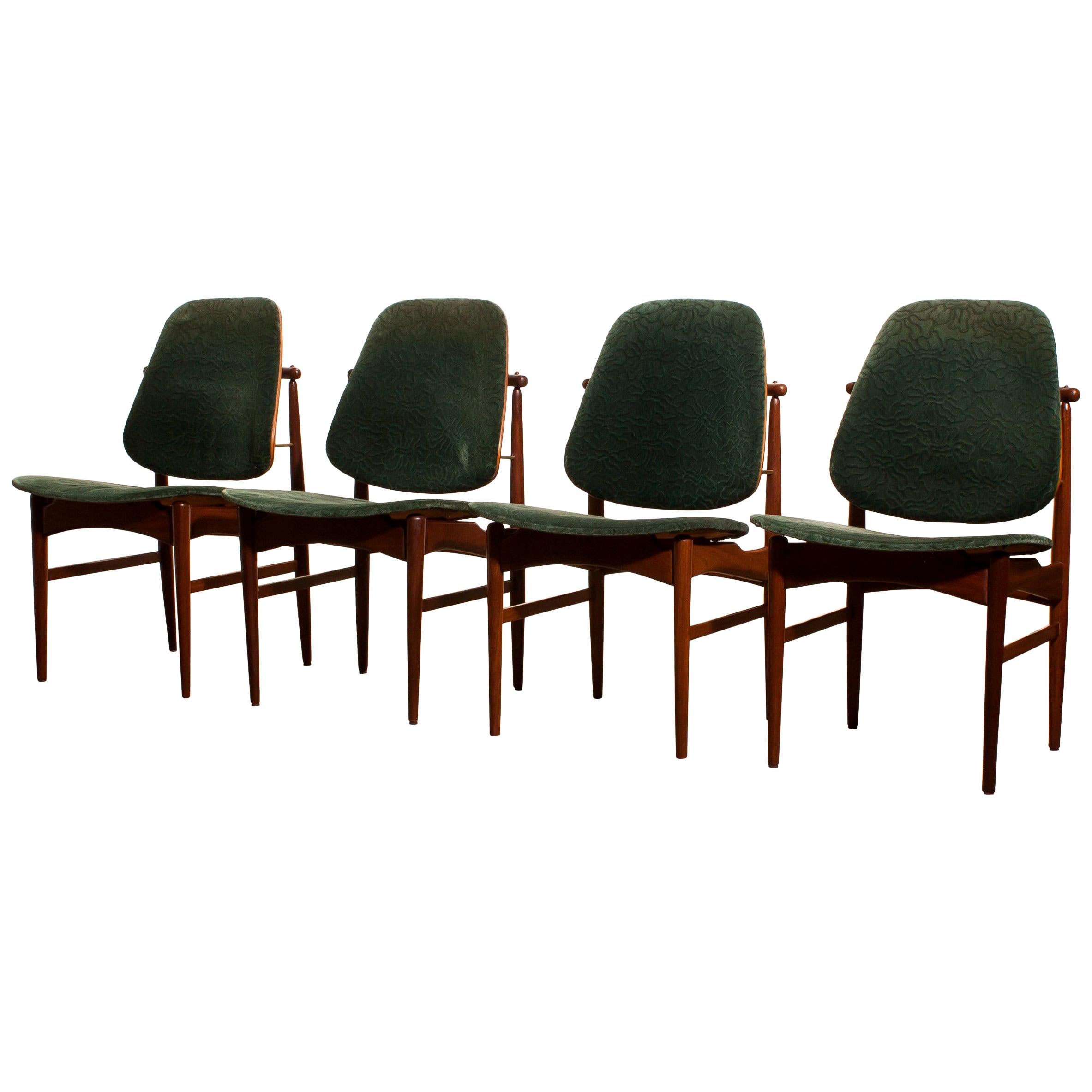 Beautiful set of four Arne Vodder design armchairs made by France & Daverkosen, Denmark.
The (original) fabric needs to be replaced!
These chairs sit extremely comfortable and are beautifully finished with beautiful bronze details.
The teak