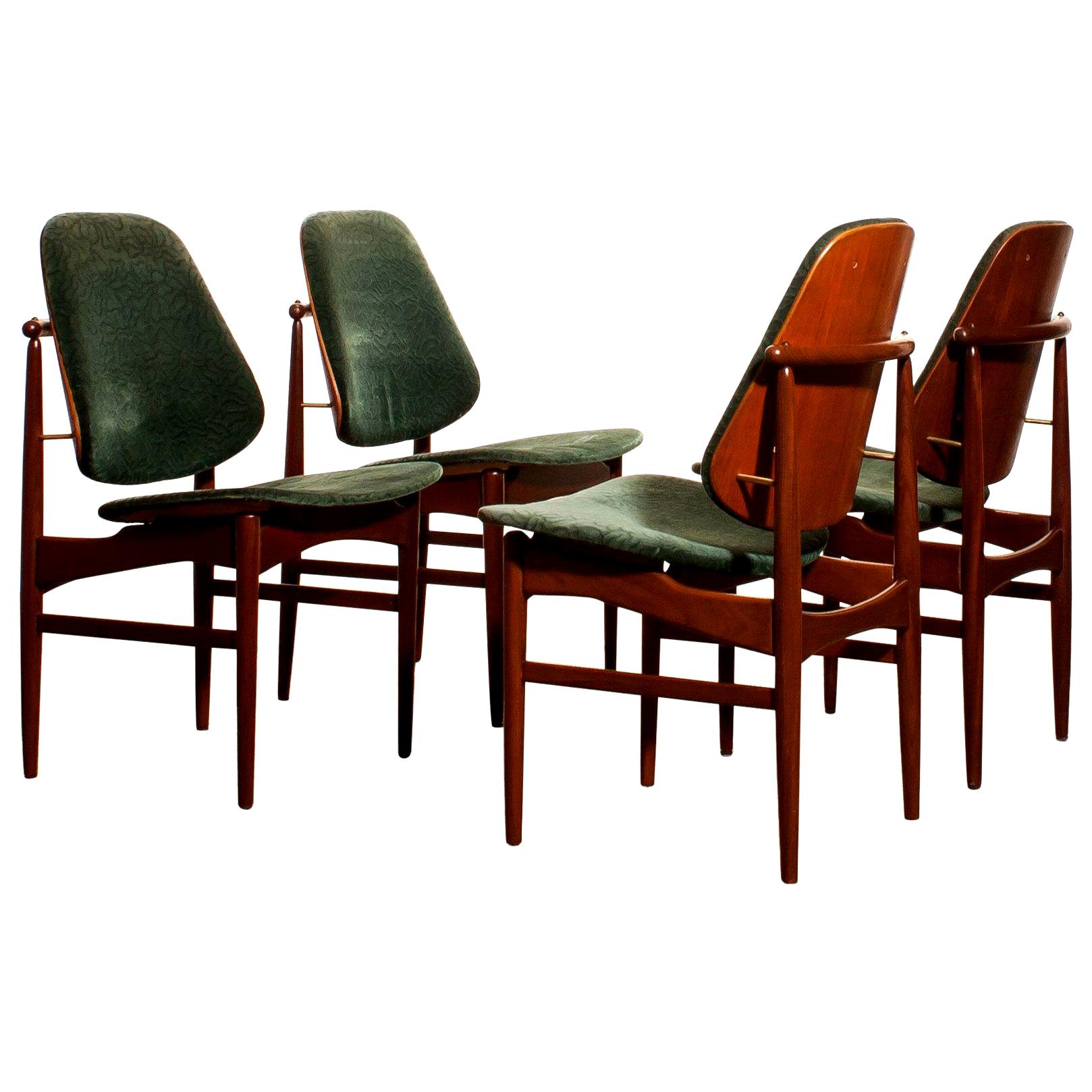 Beautiful set of four Arne Vodder design armchairs made by France & Daverkosen, Denmark.
The (original) fabric needs to be replaced!
These chairs sit extremely comfortable and are beautifully finished with beautiful bronze details.
The teak