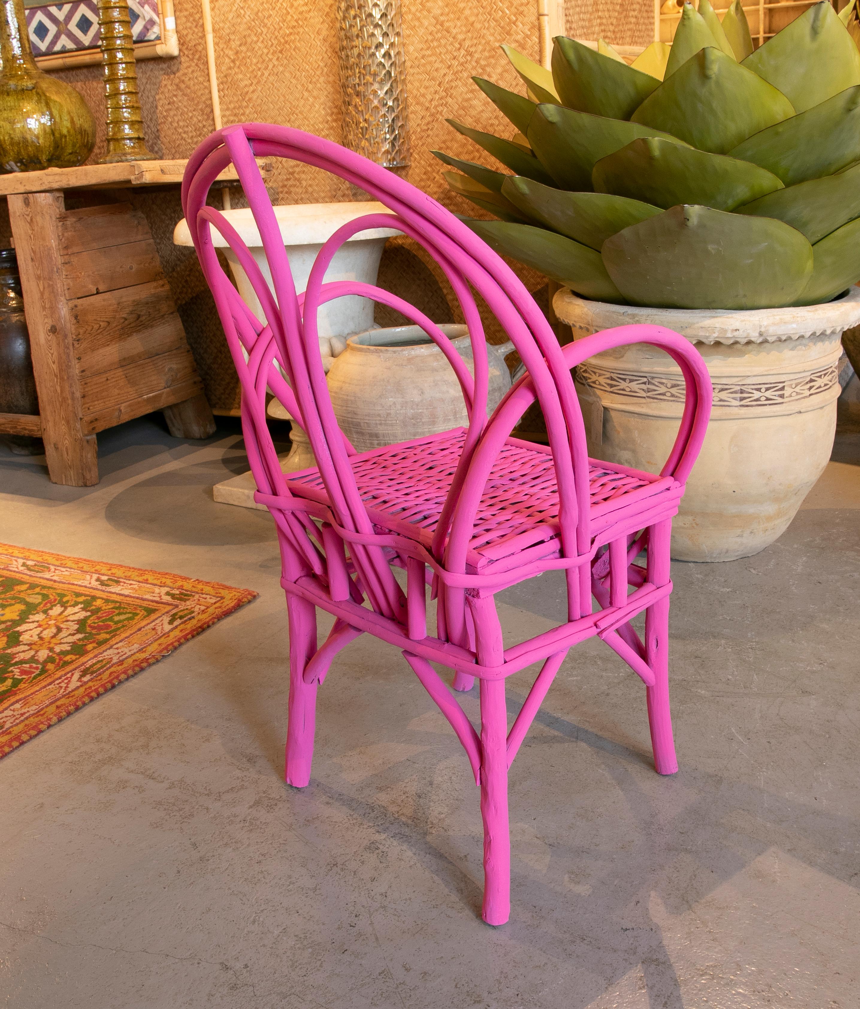 1950s Set of Four Wooden Chairs Painted in Pink In Good Condition For Sale In Marbella, ES