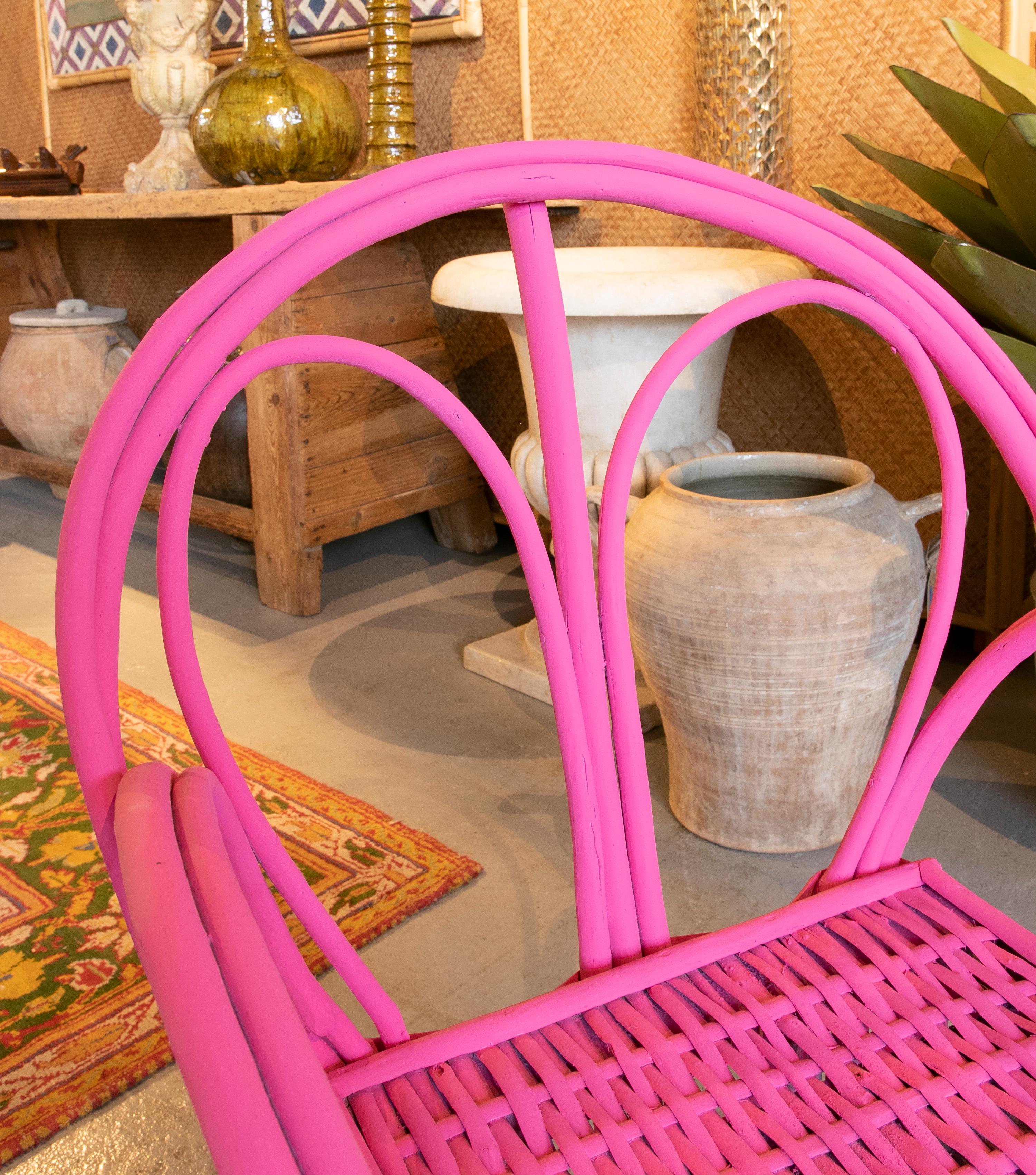 1950s Set of Four Wooden Chairs Painted in Pink For Sale 1