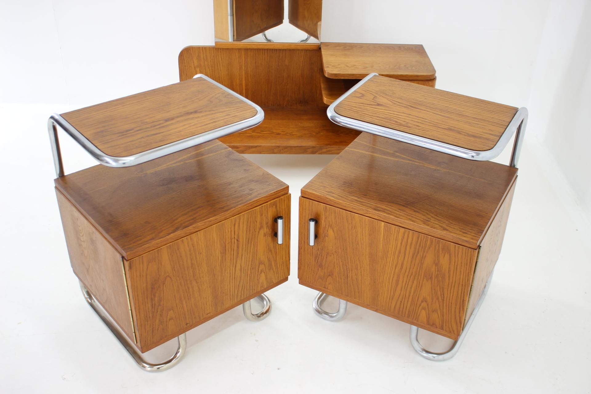 1950s Set of  Oak Bauhaus Mirror Cabinet and Bedside Tables, Czechoslovakia 9