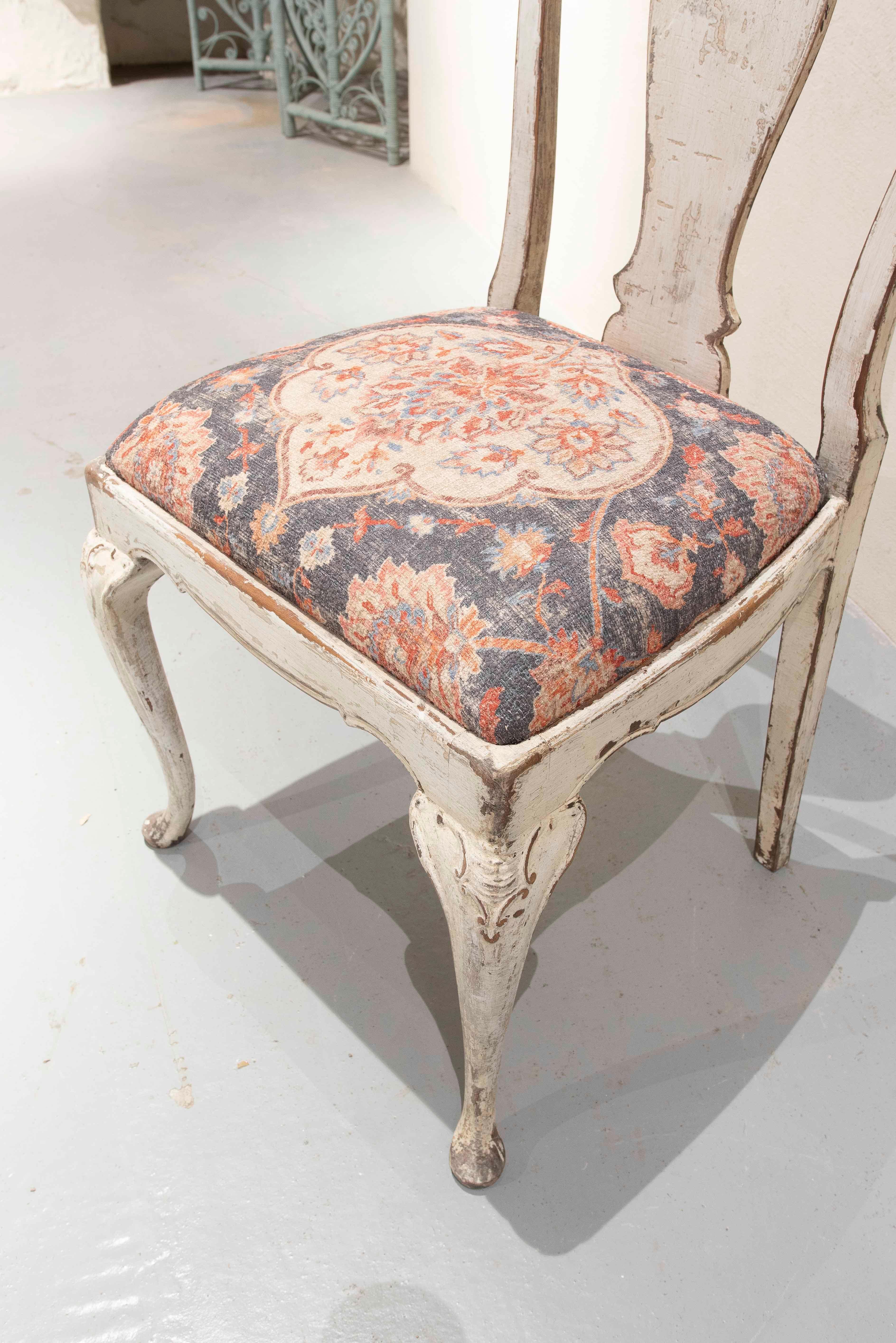 1950s Set of Six Antique Louis XV Style Chairs with Classic Upholstery en vente 7