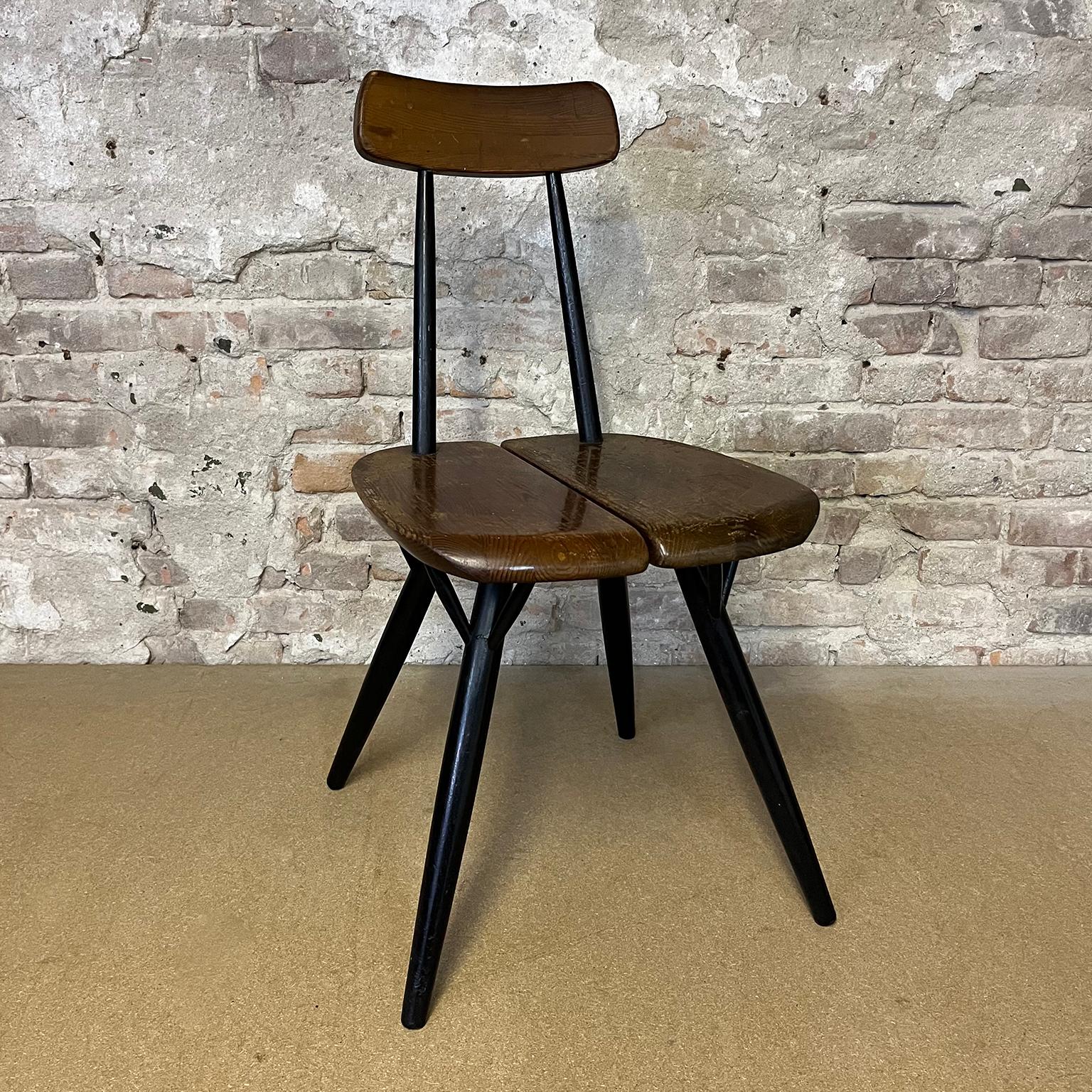 1950's, Set of Table Red Brown Table Top and Four Pirkka Chairs by Tapiovaara For Sale 3