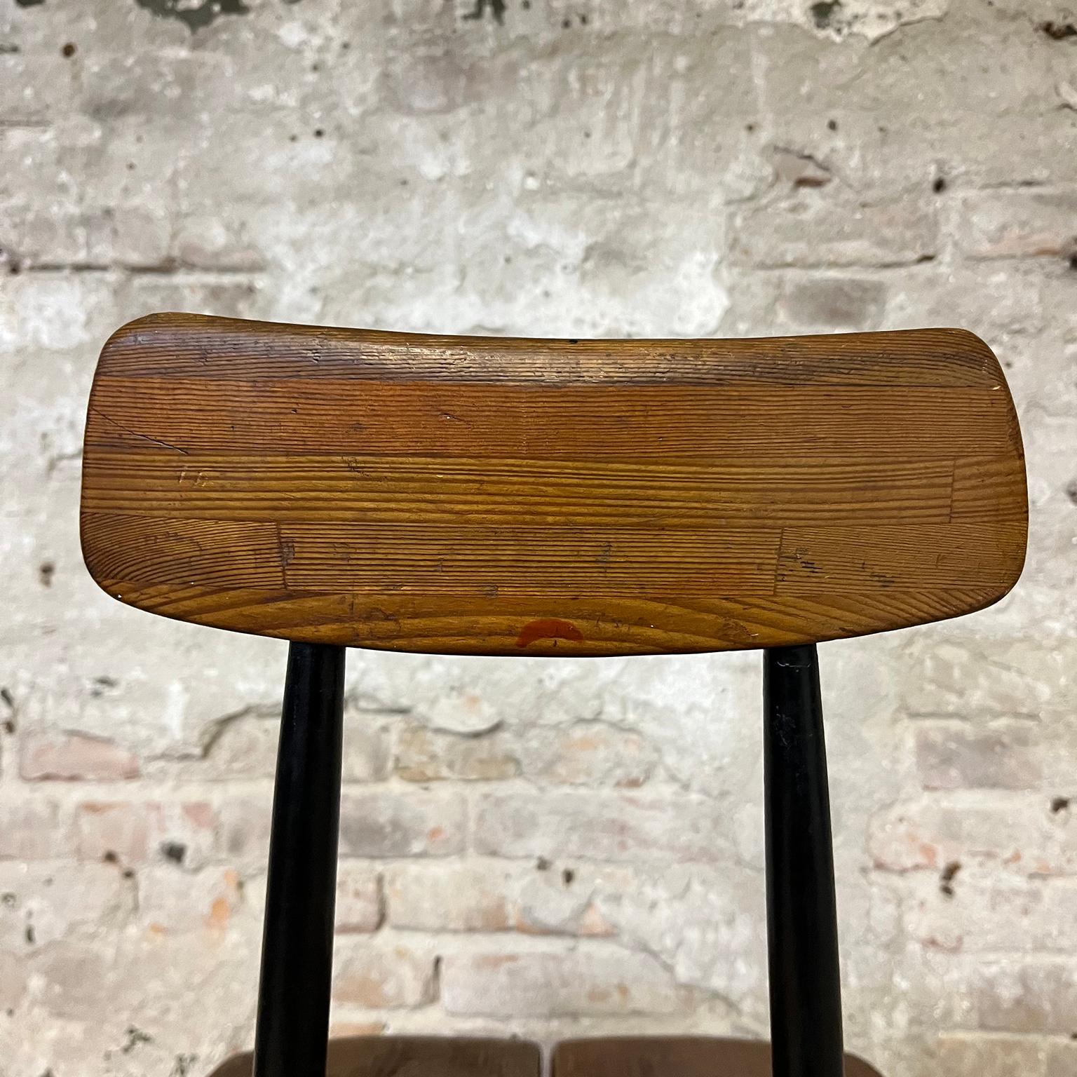 1950's, Set of Table Red Brown Table Top and Four Pirkka Chairs by Tapiovaara For Sale 5