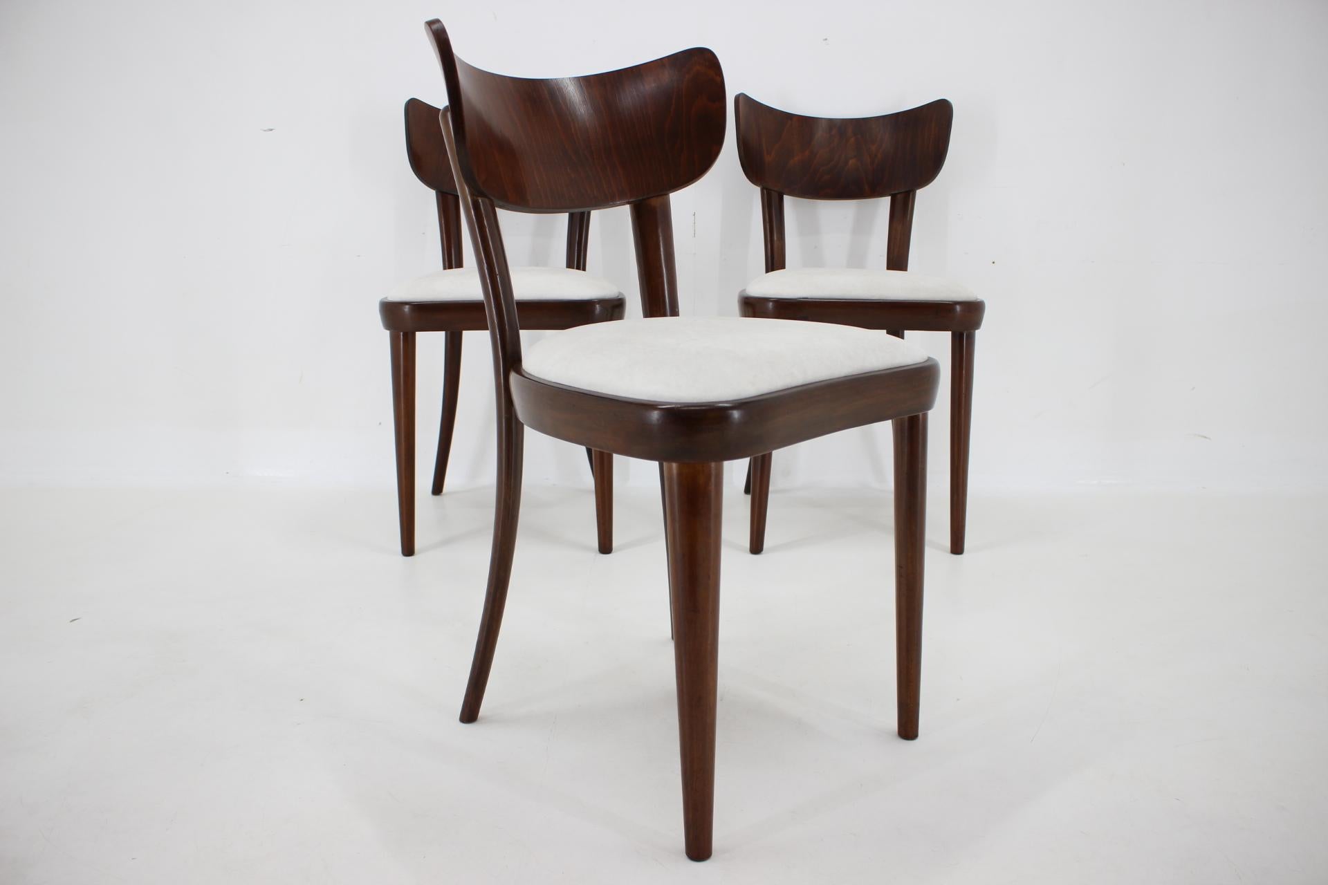 1950s Set of Three Restored Beech Dining Chairs, Czechoslovakia For Sale 1