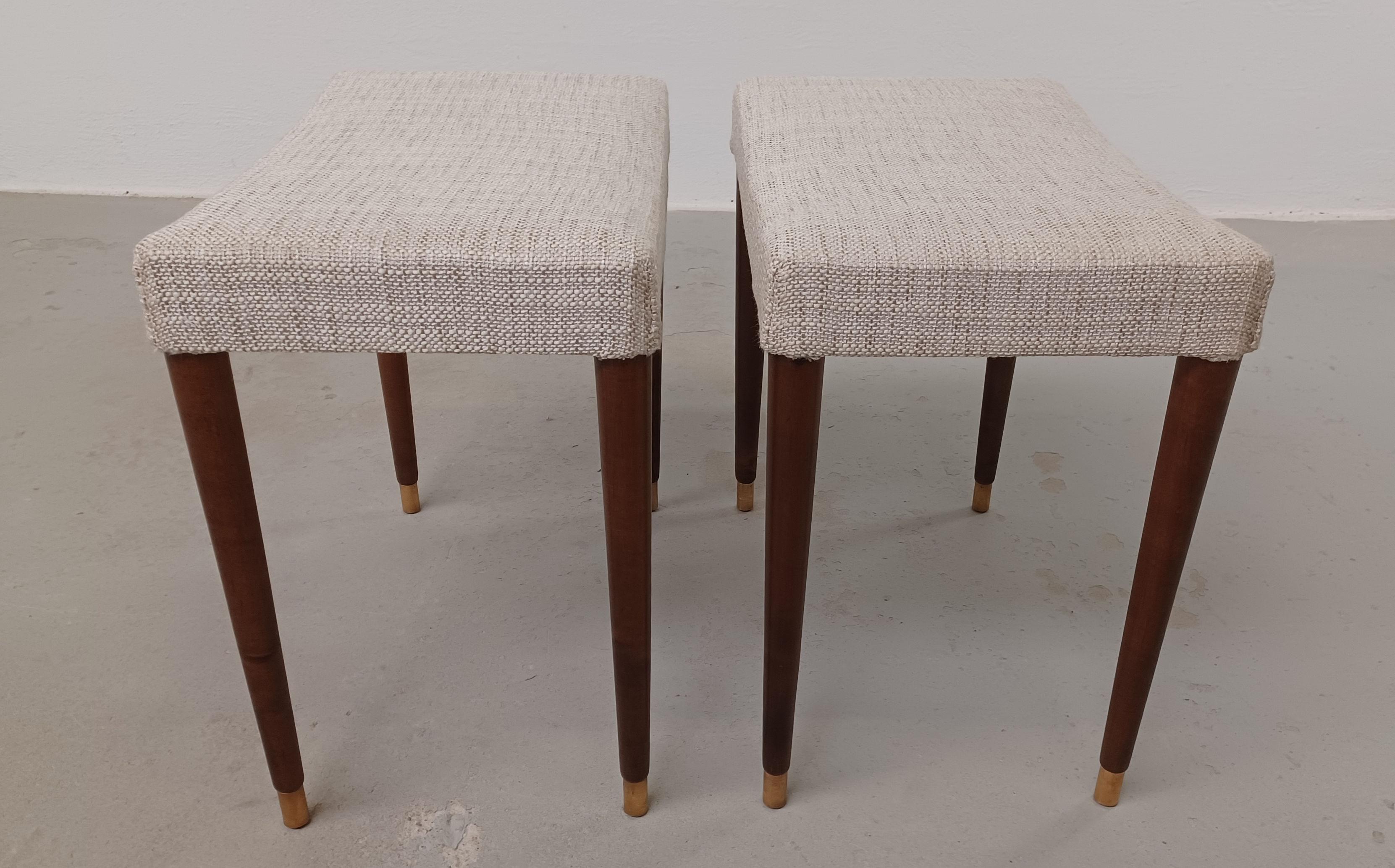 1950's Set of Two Restored an Reupholstered Danish Mid-Century Modern stools In Good Condition For Sale In Knebel, DK