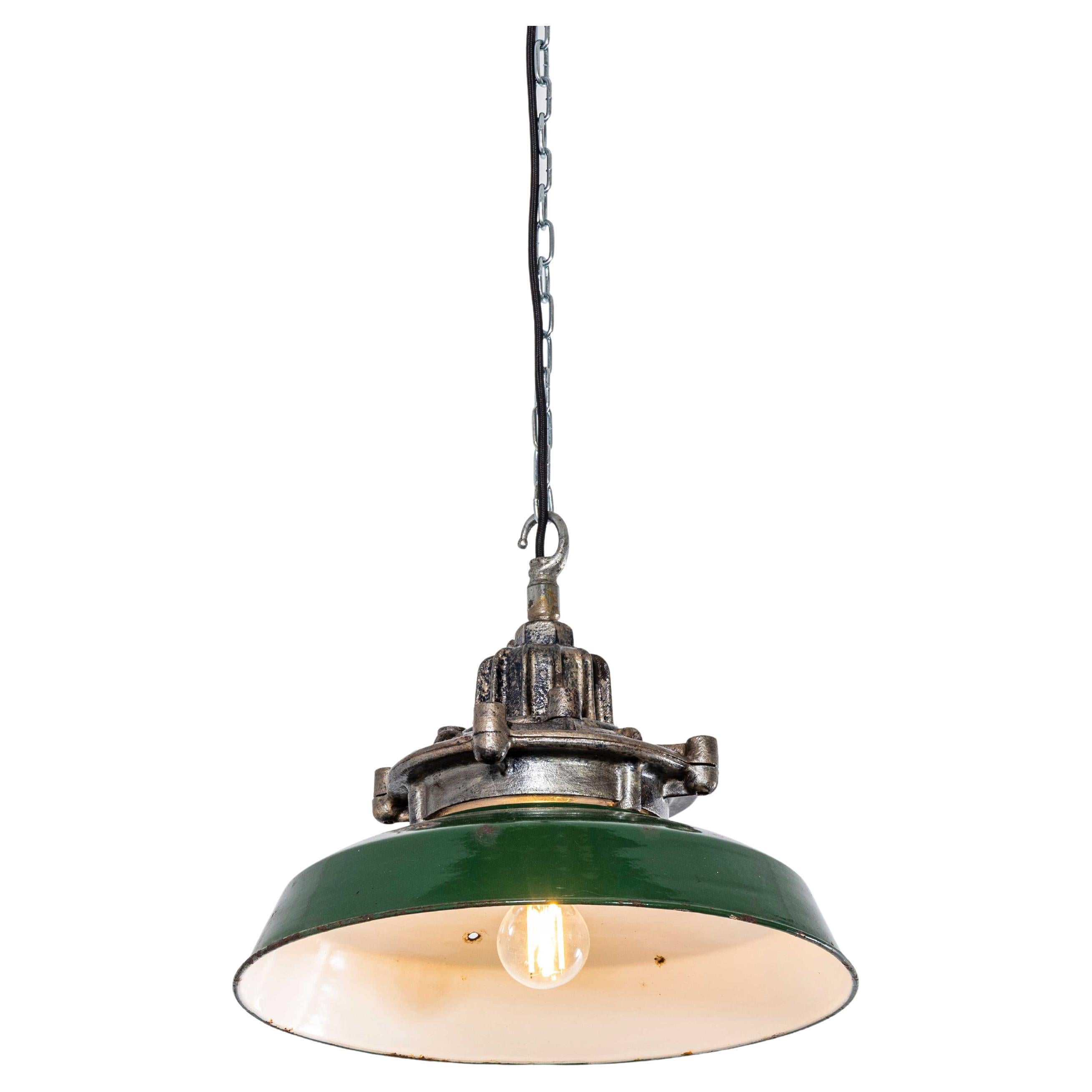 Lampe pendante d'usine des années 1950, peu profonde, 16 pouces, avec couvercle en fonte