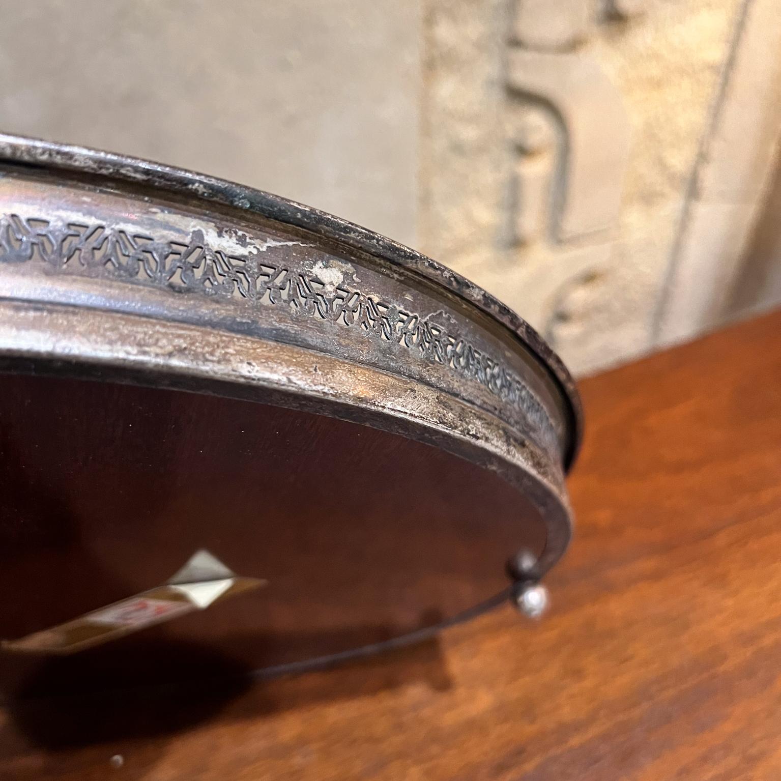 1950er Sheffield Silver Company Crescent Formica Rundes Serviertablett im Angebot 1