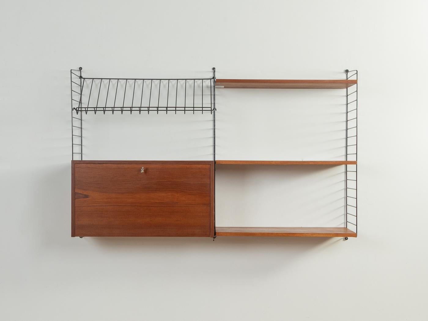 Mid-20th Century 1950s Shelving System, Nils Strinning