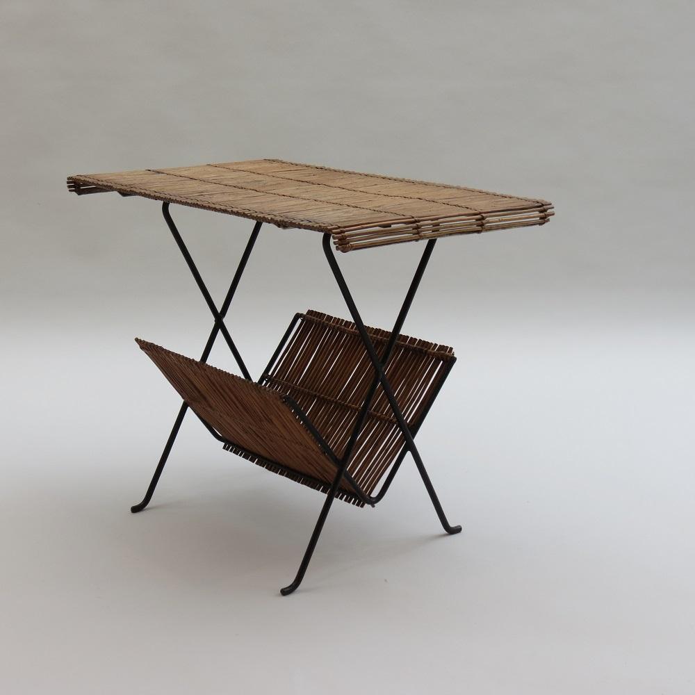 Bohème Table d'appoint des années 1950 en acier Steele et Reed avec porte-revues en vente
