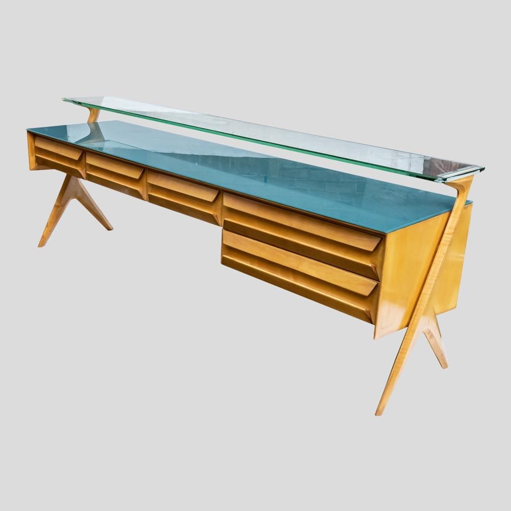 1950er Sideboard Birkenholzstruktur Glasplatte Italienisches Design von Vittorio Dassi im Angebot 2