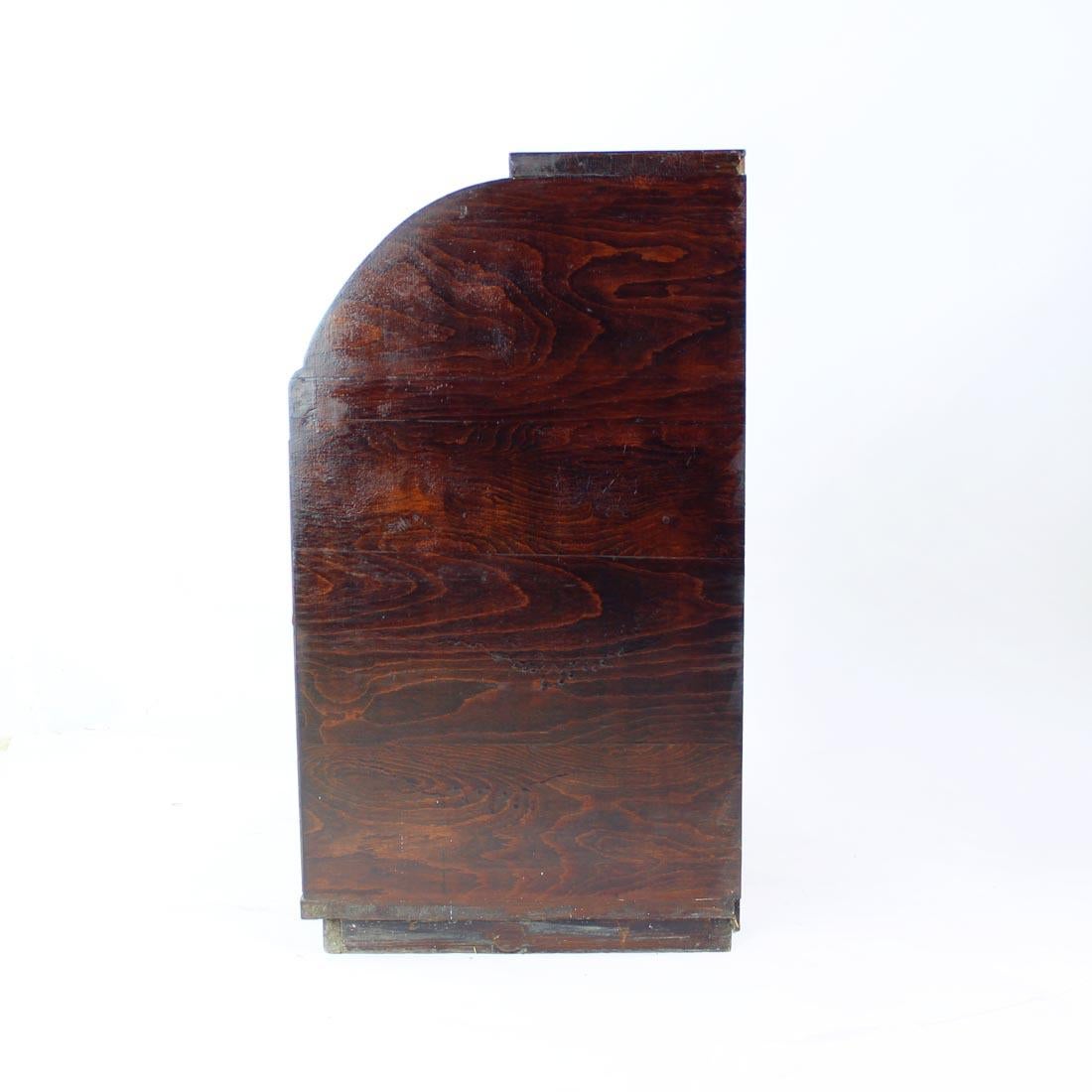 1950er Sideboard mit gebogener Sperrholz-Schiebeplatte, Tschechoslowakei im Angebot 3