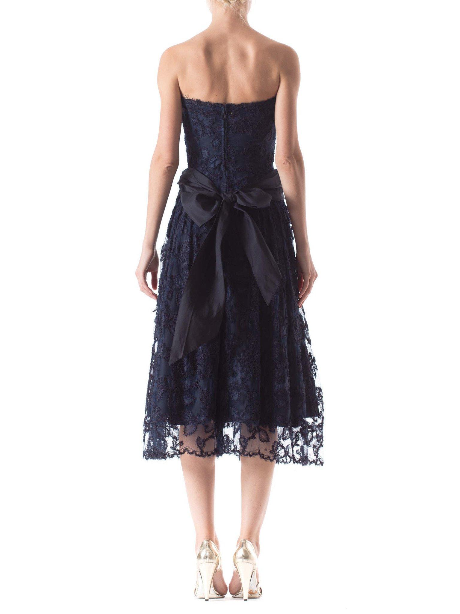 Black 1950S Navy Blue Silk Taffeta & Passementrie Embroidered Lace Strapless Cocktail For Sale