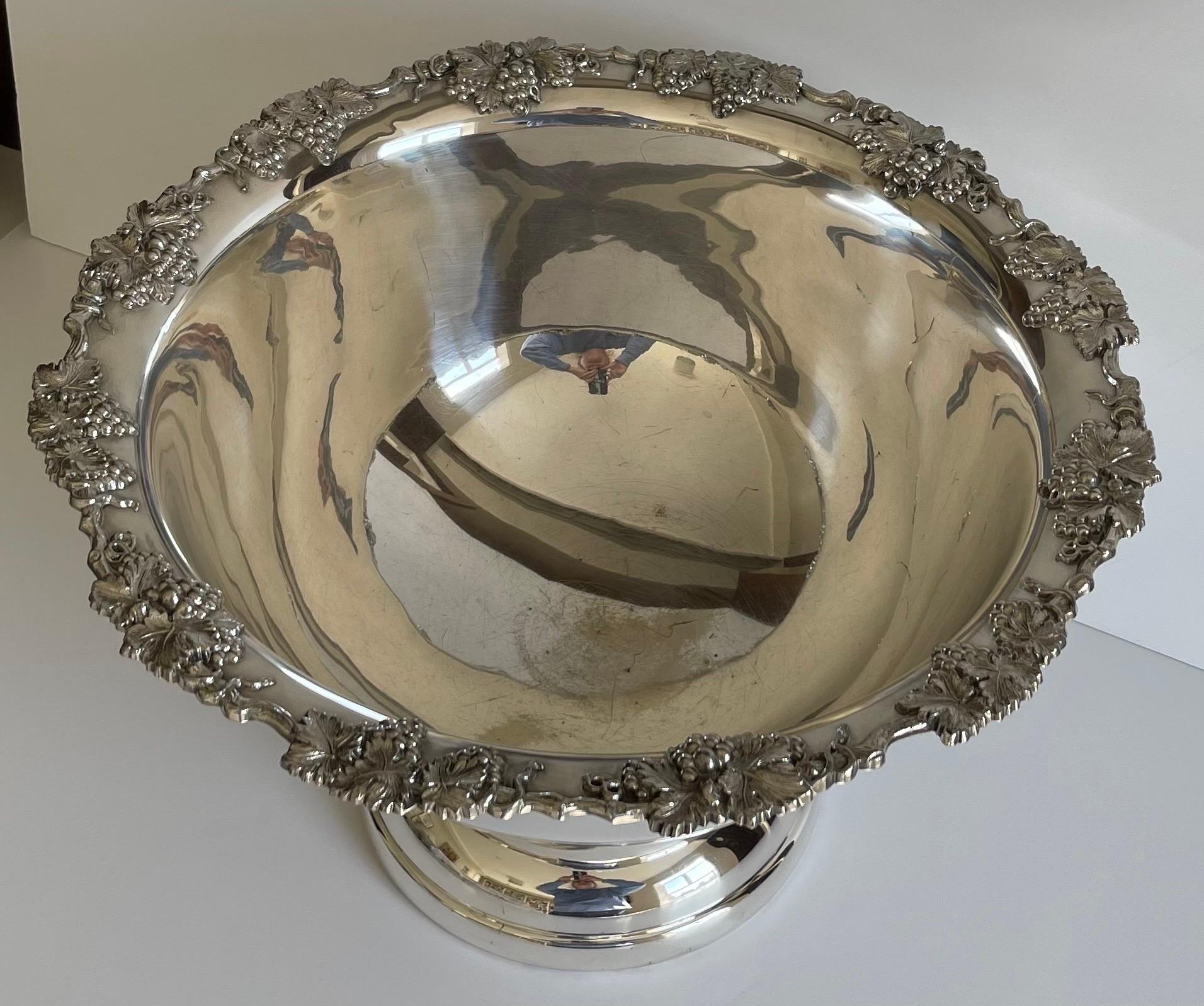 1950s Silver Grape Motif Large Punch Bowl In Good Condition For Sale In Stamford, CT