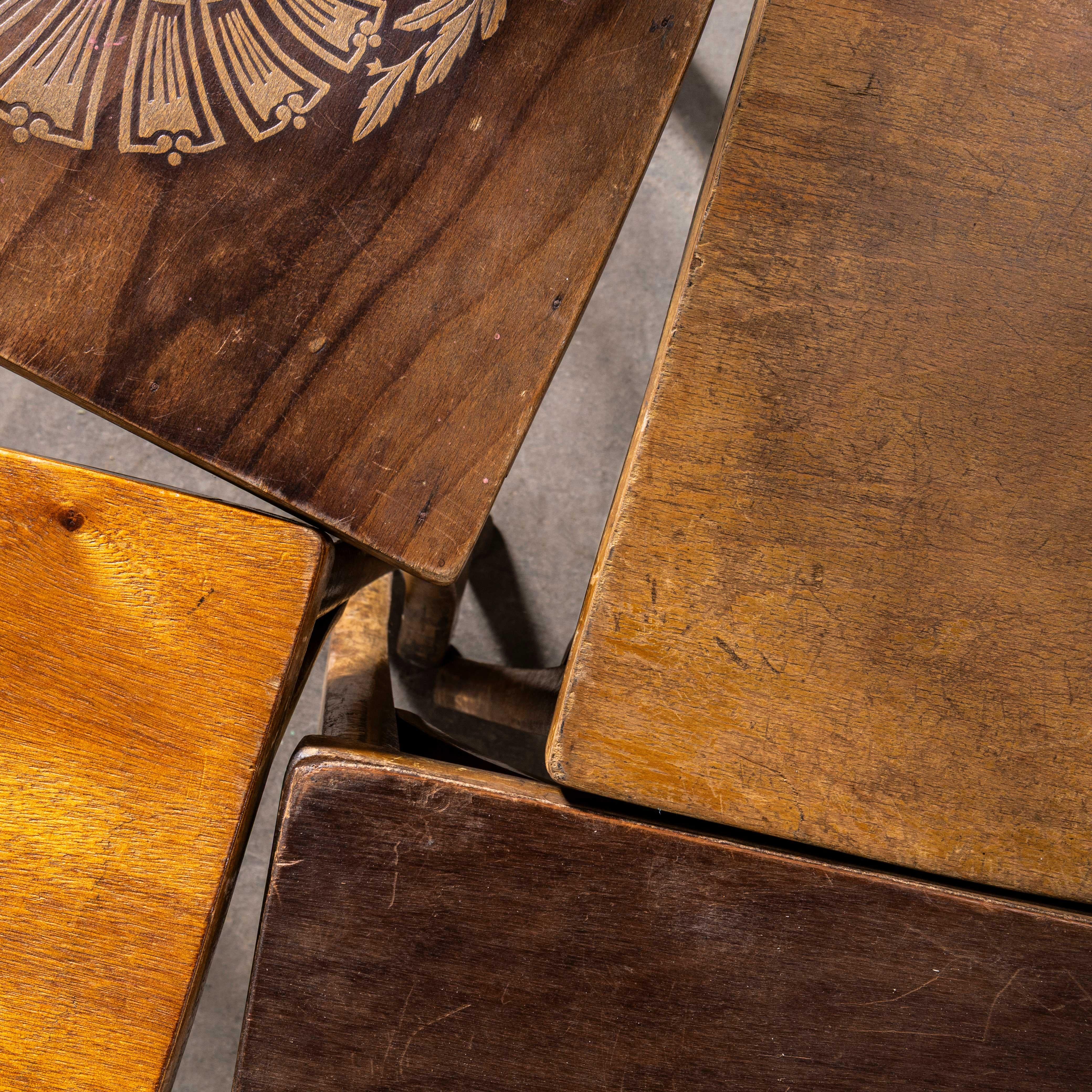 Metà XX secolo Sedie da caffè in legno di bengala caldo e semplice degli anni '50 - Disponibile in piccole serie in vendita