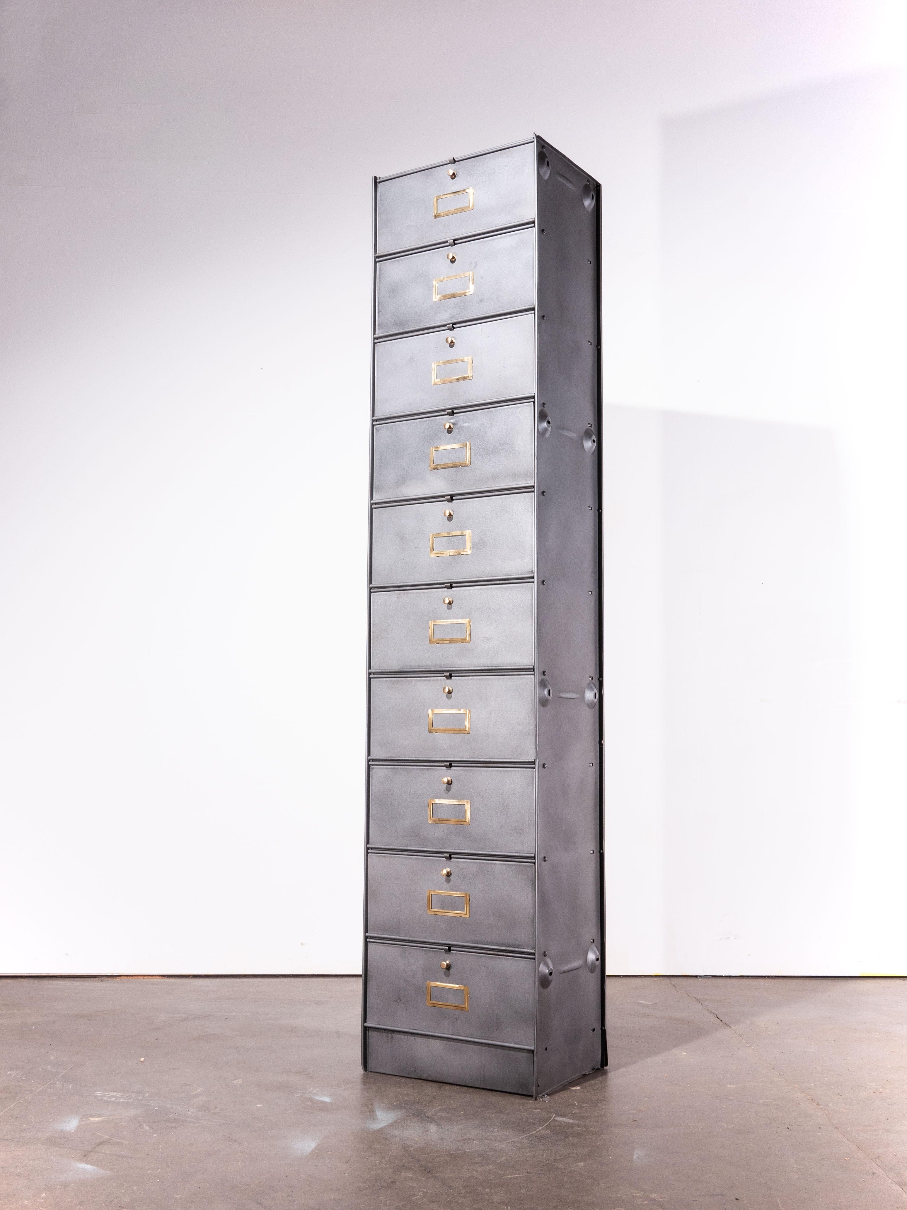 1950er Jahre Einzelner Roneo-Metallschrank oder -Schubladenschrank im Zustand „Gut“ in Hook, Hampshire