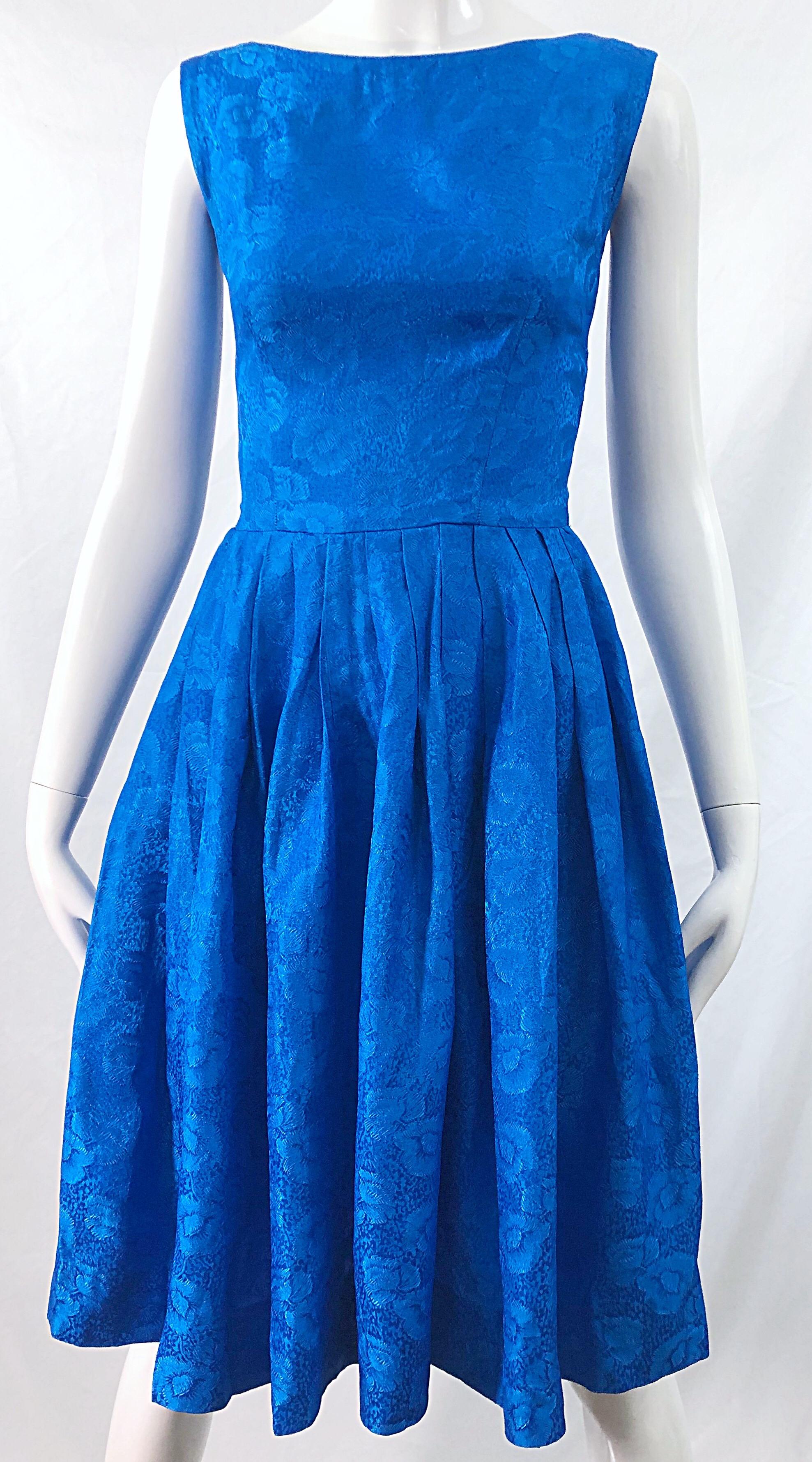 1950s Size 0 Cobalt Blue Silk Damask Fit n' Flare Vintage 50s Rockabilly Dress In Excellent Condition For Sale In San Diego, CA