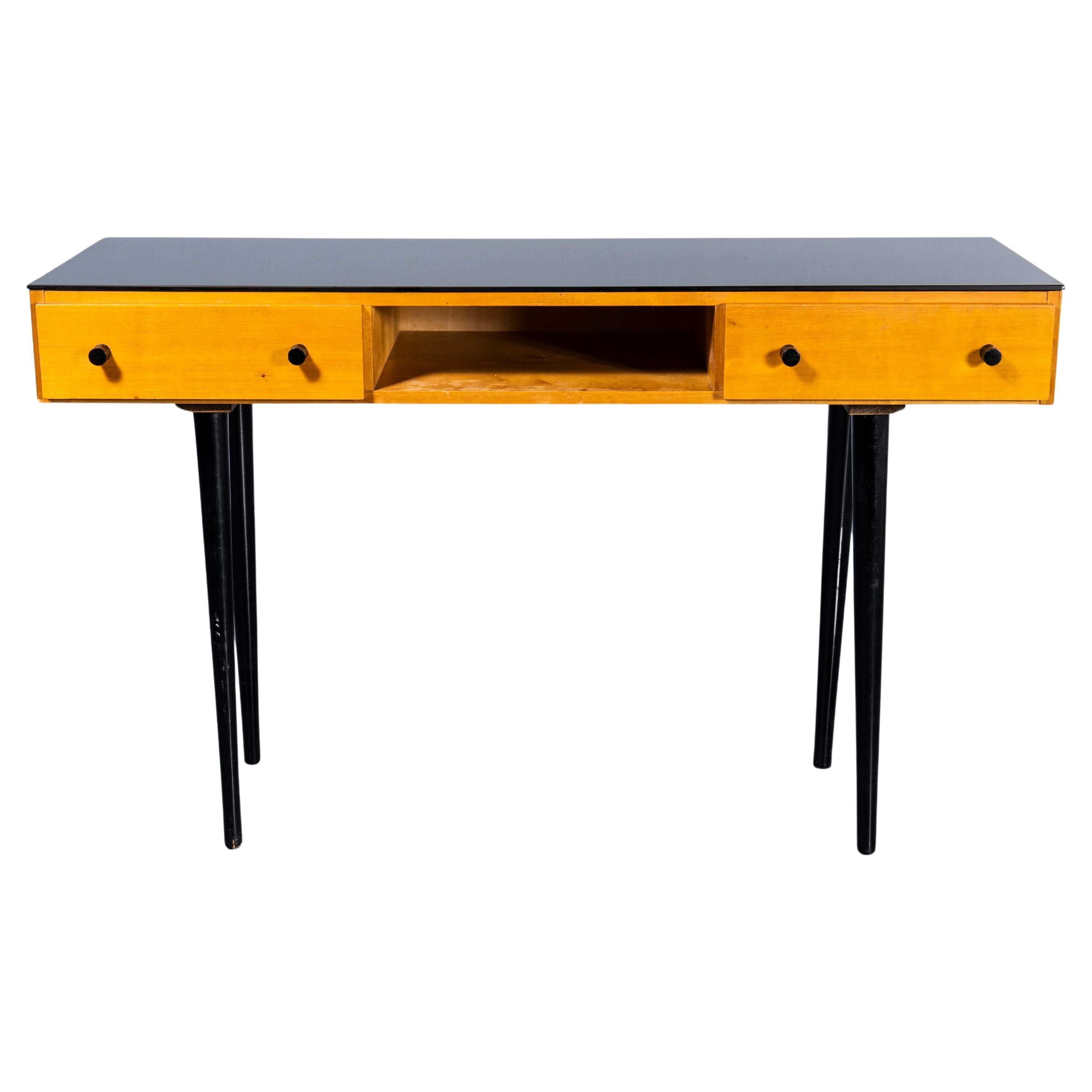 Petite table de coiffeuse en bouleau avec plateau en verre, production tchèque, années 1950