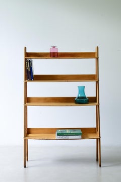 1950's Small bookcase in blond maple