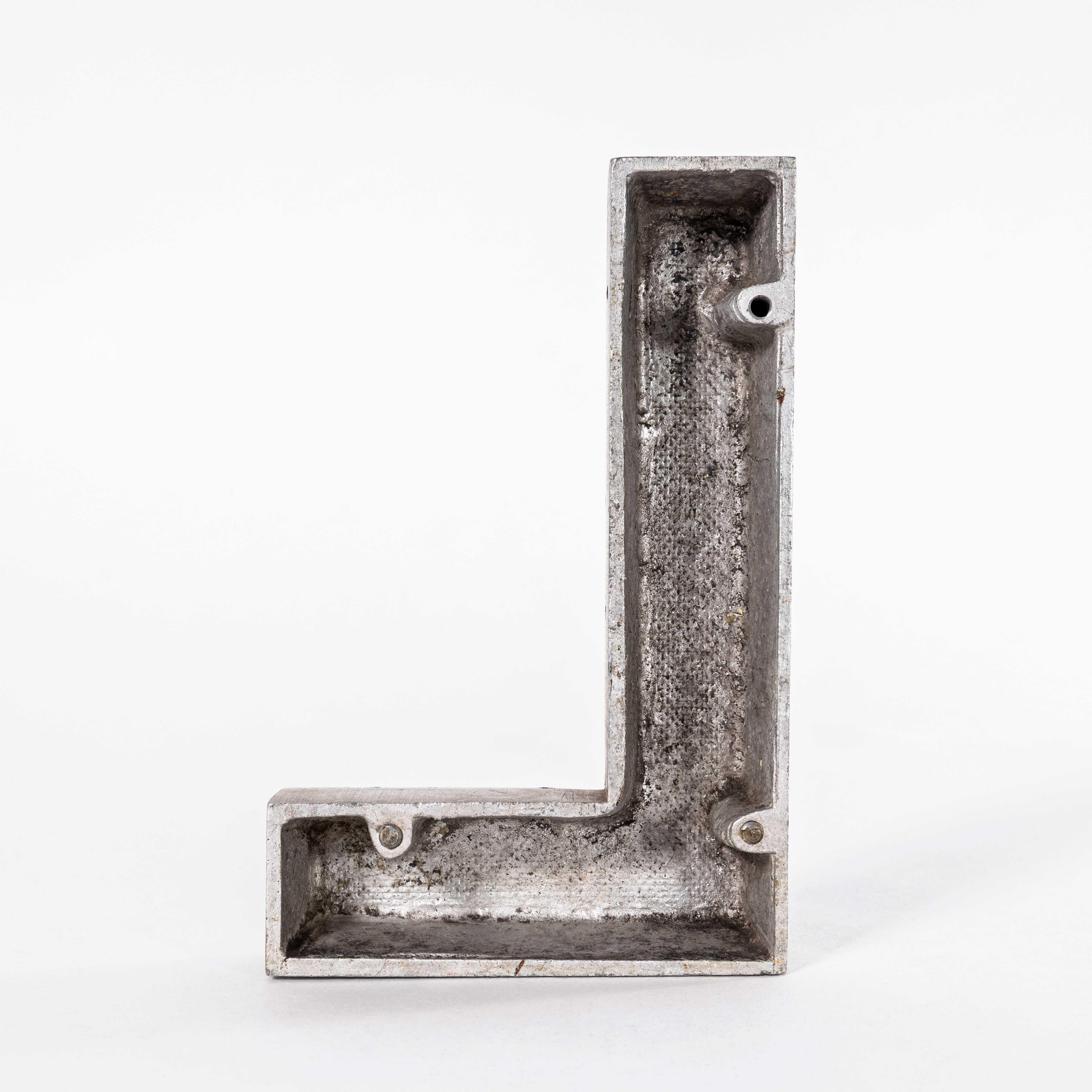 Aluminum 1950's Small Cast Aluminium Sign Letter - L For Sale