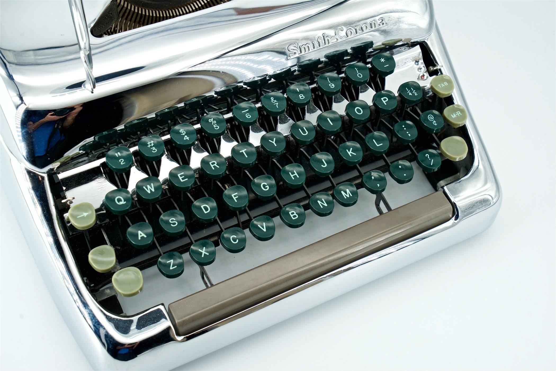 Machine-Made 1950s Smith Corona Sterling Typewriter Chrome Space Age Analog Sci-Fi Chromepunk