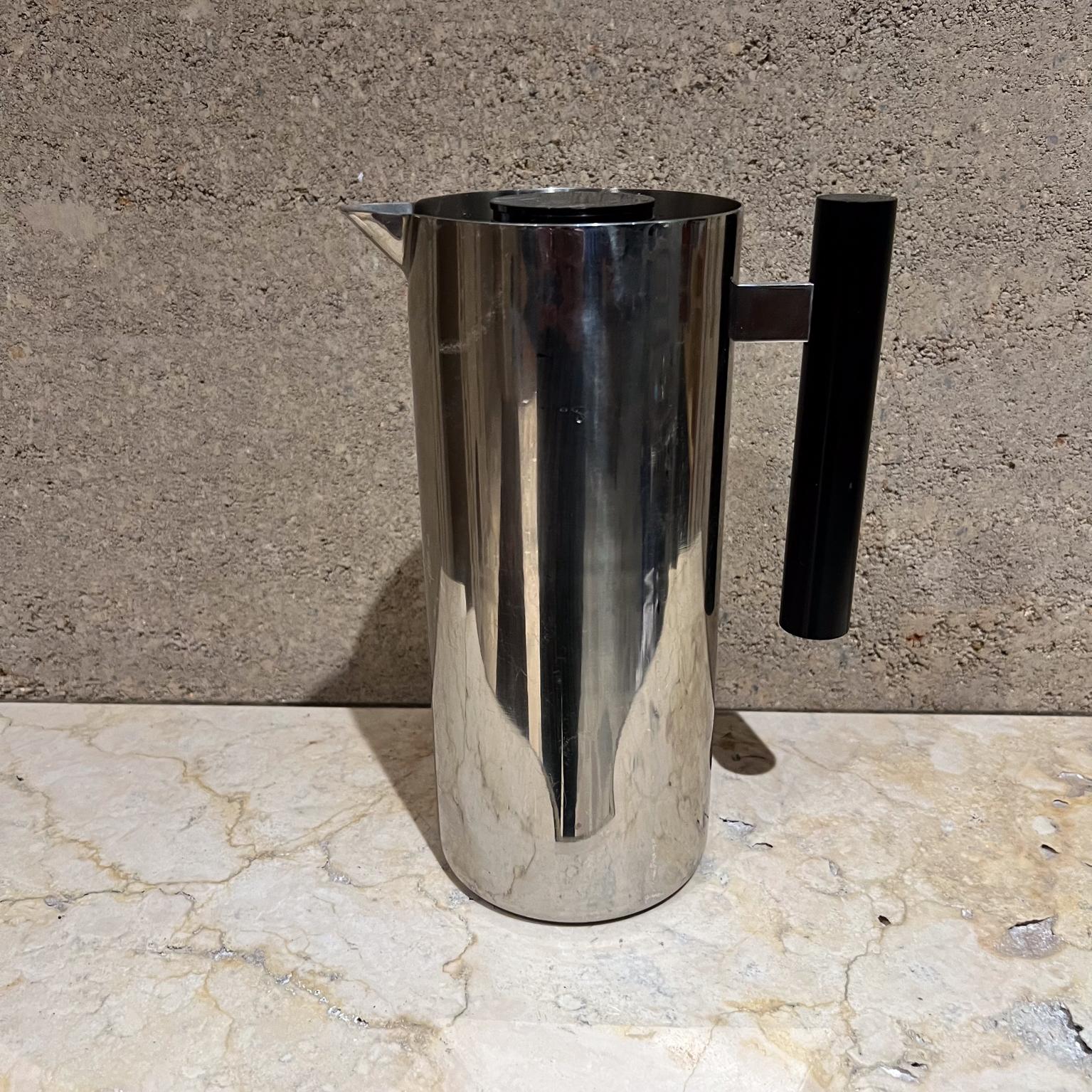 1950s Smith Metal Arts Stainless Modern Pitcher Carafe Buffalo NY en vente 10