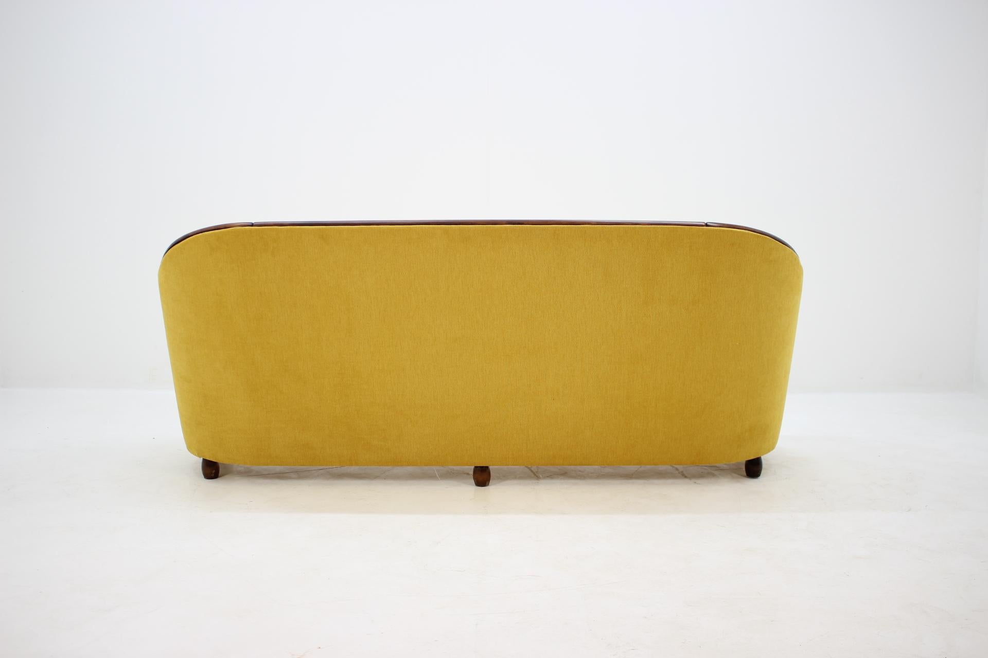 1950s Sofa in the Style of Gio Ponti, Italy 1