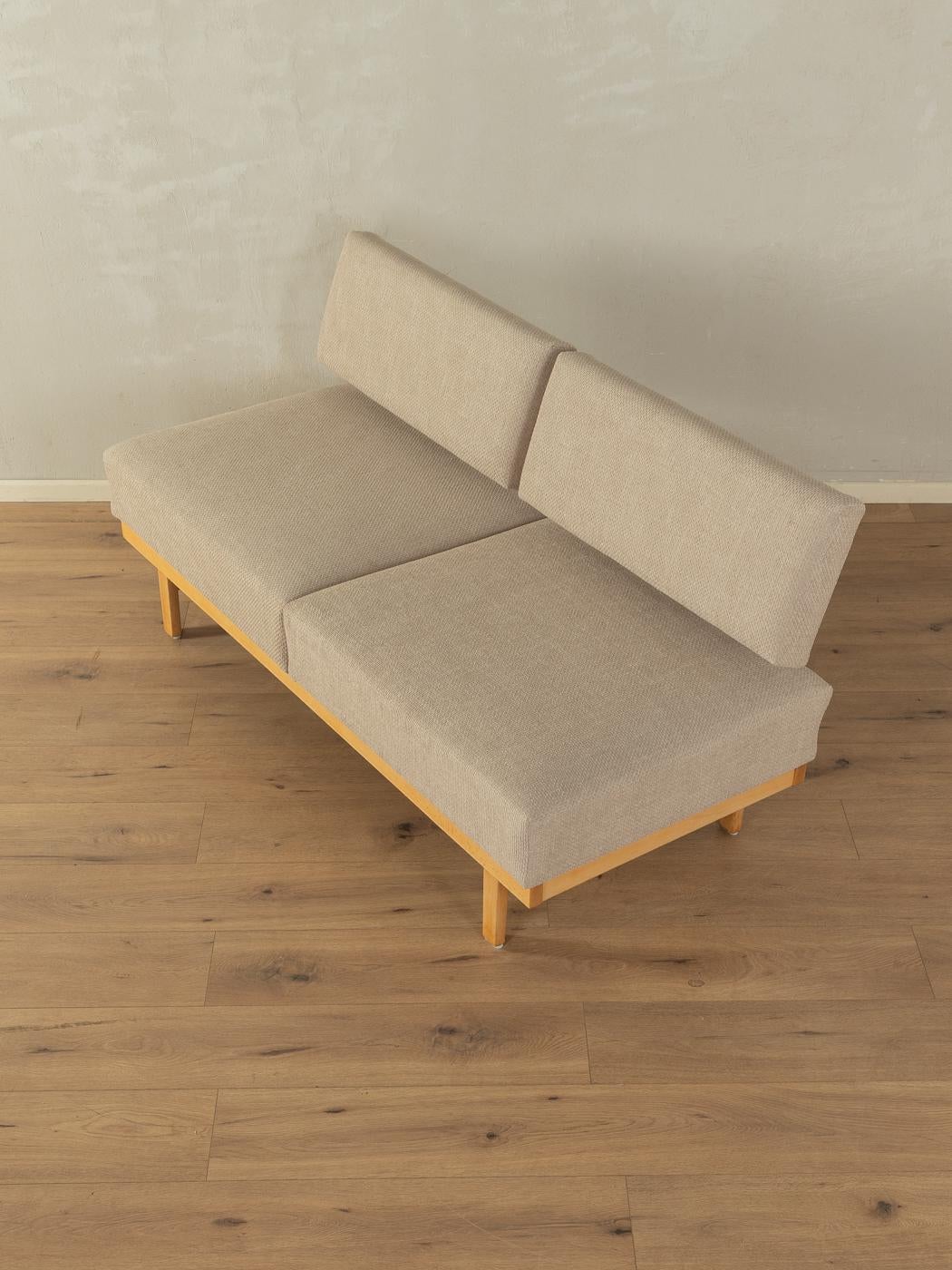 Canapé des années 1950, modèle Stella en vente 3