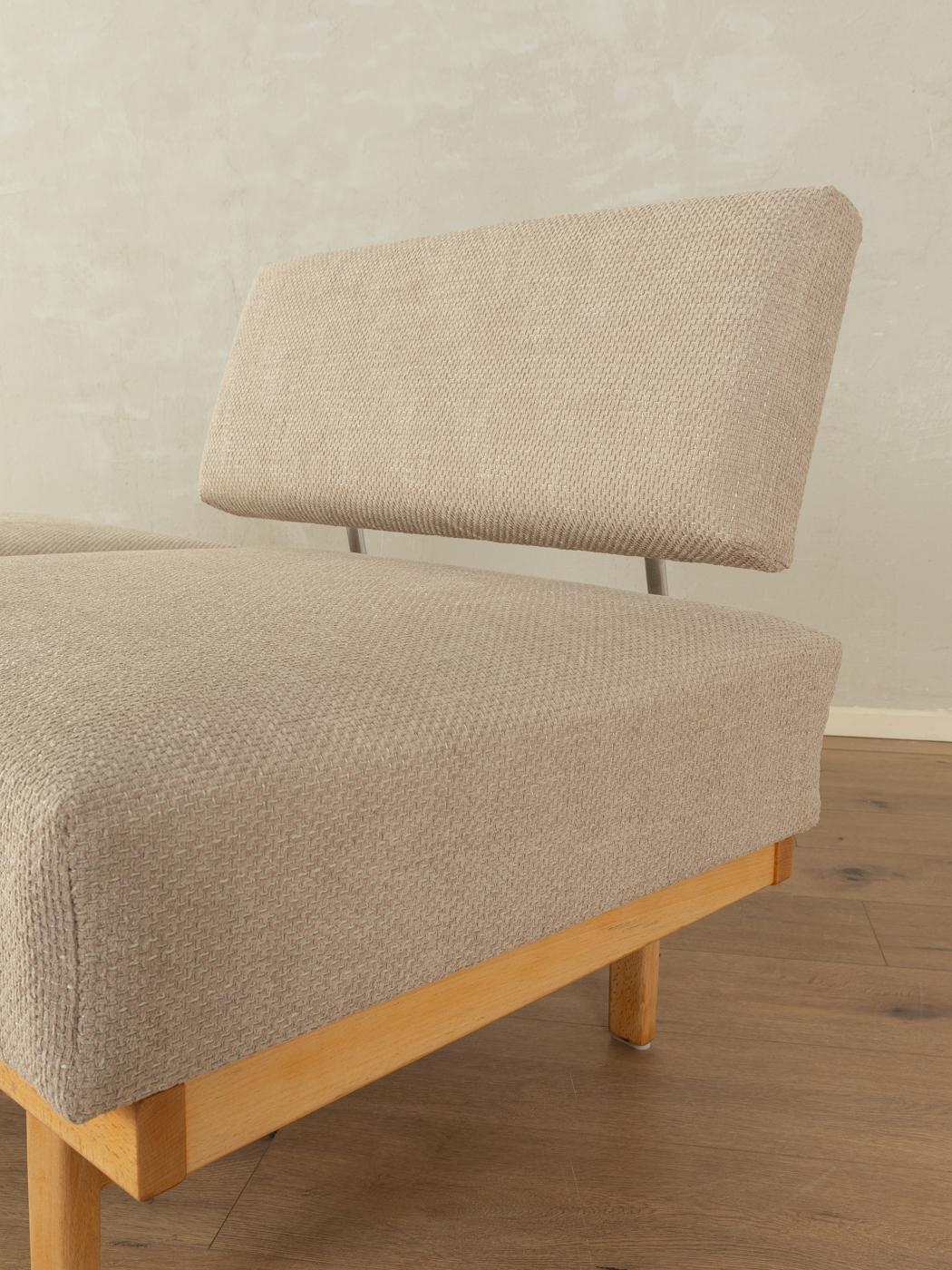 Canapé des années 1950, modèle Stella en vente 10