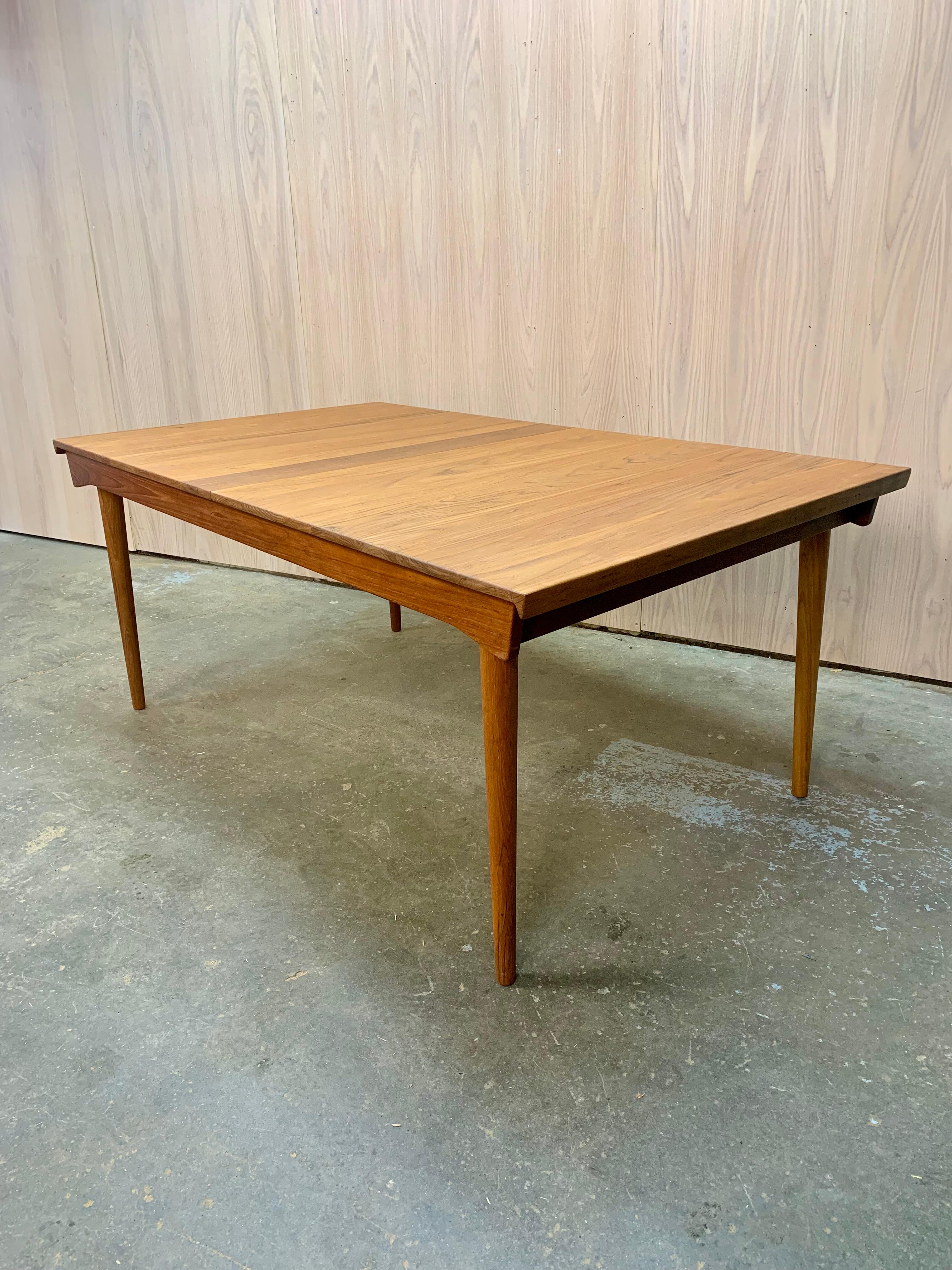 New to our collection, we’re thrilled to present this exceptional dining table, designed by master architect Finn Juhl for France & Daverkosen in the 1950s. Crafted entirely from old-growth Burmese teak, it boasts rich color and stunning grain.