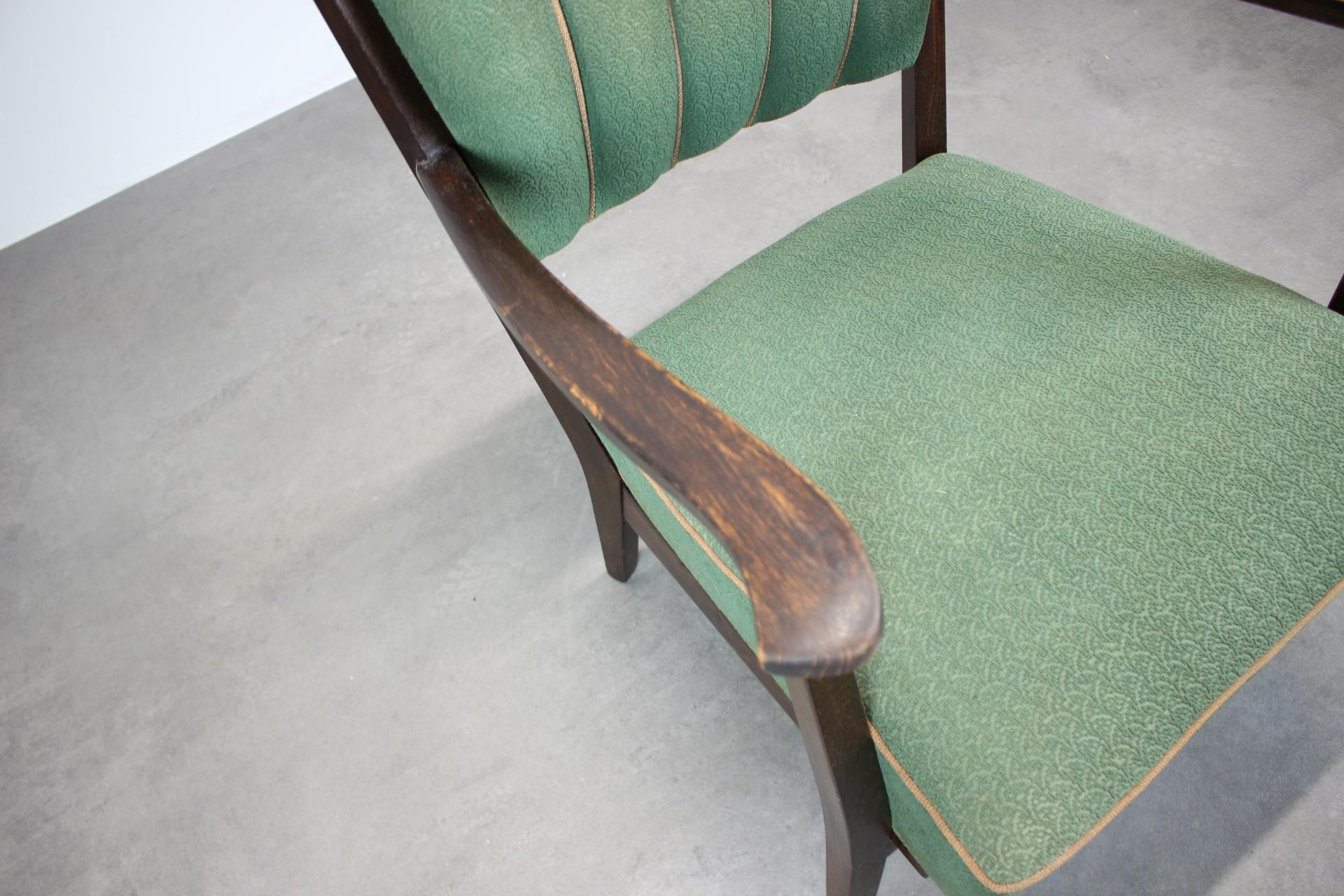 Sillón de madera maciza de los años 50, Checoslovaquia Madera en venta