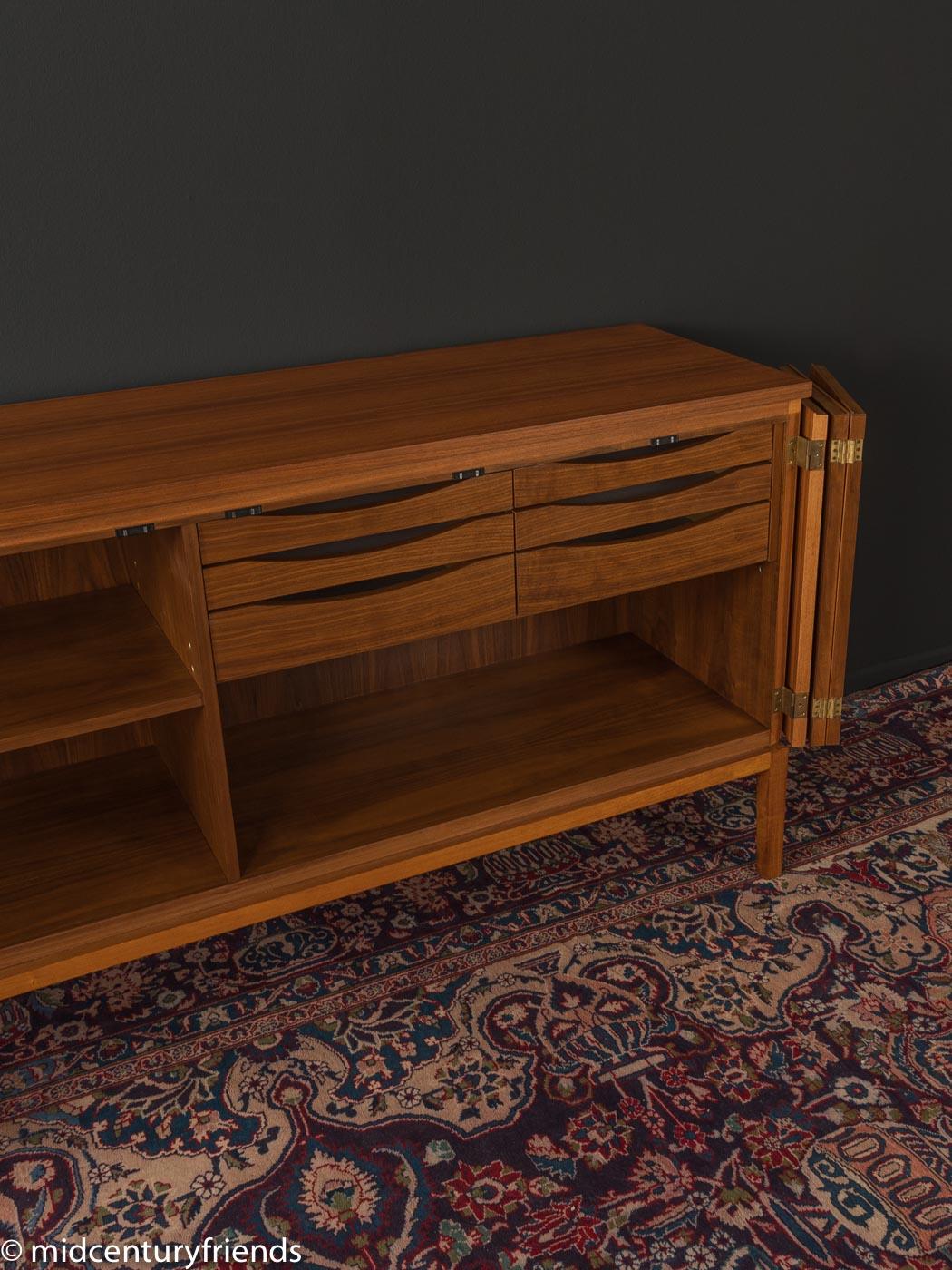 1950s Solid Wood Sideboard Paul McCobb for WK Möbel For Sale 7