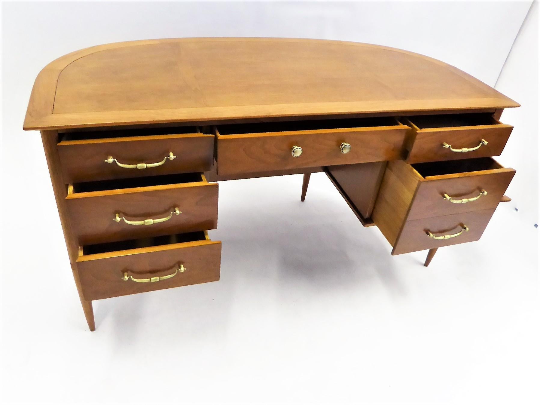 American 1950s Sophisticates Walnut Desk by John Lubberts & Lambert Mulder for Tomlinson