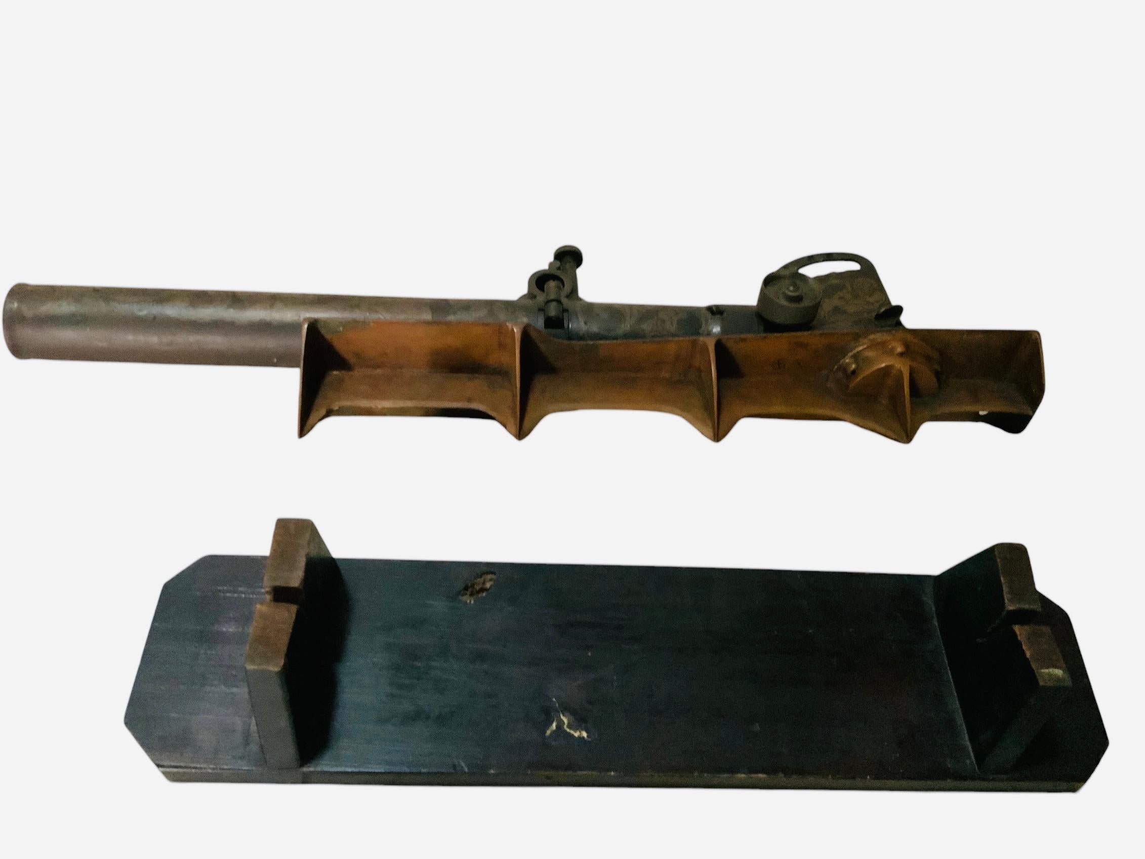 Mortero de la Armada Española de 1950 en venta 3