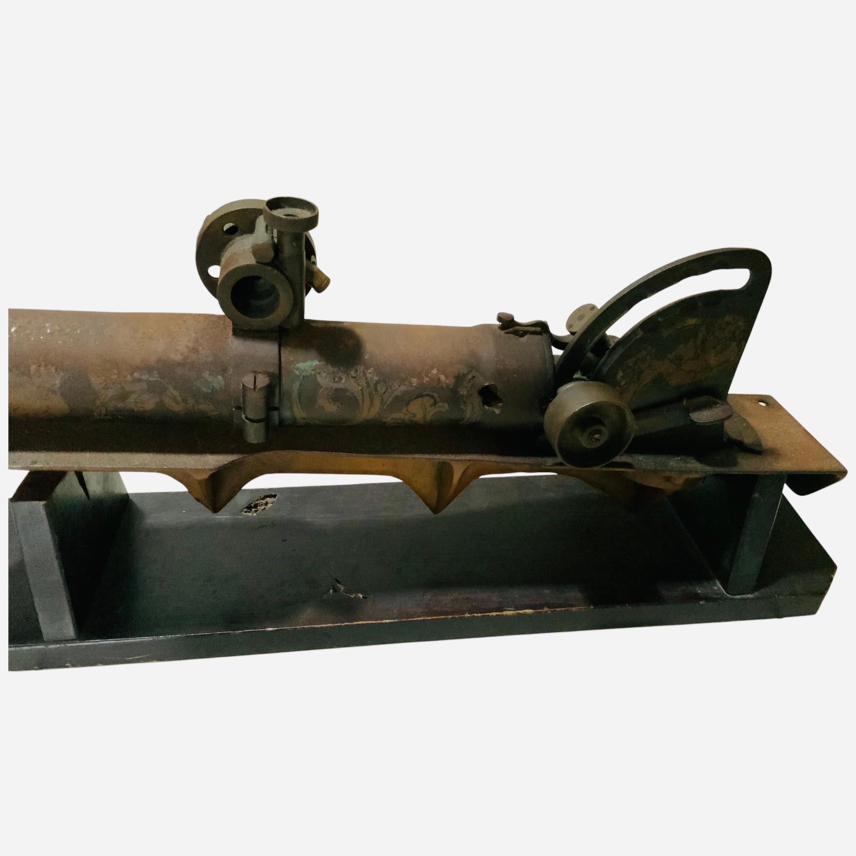 Mortero de la Armada Española de 1950 siglo XX en venta