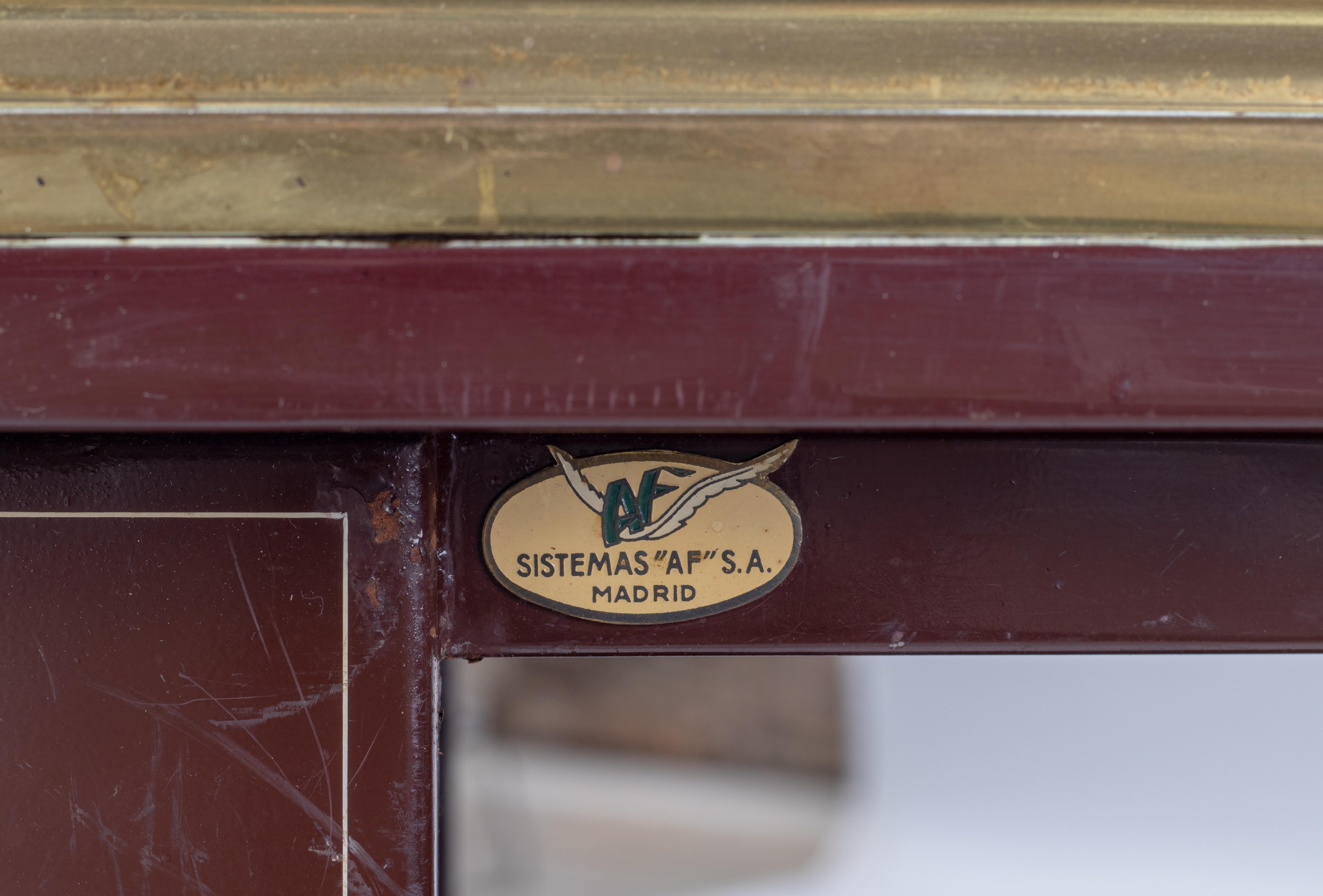 brass metal in spanish